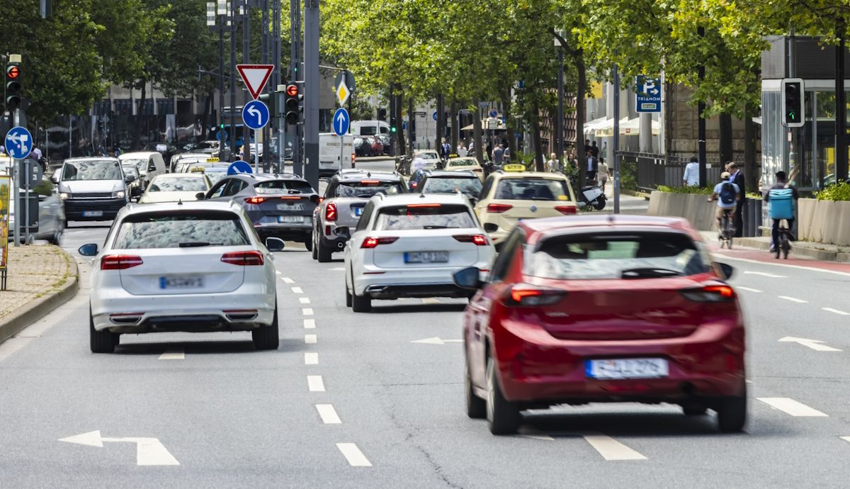 Los fabricantes alemanes podrán seguir vendiendo coches diésel y gasolina por orden judicial