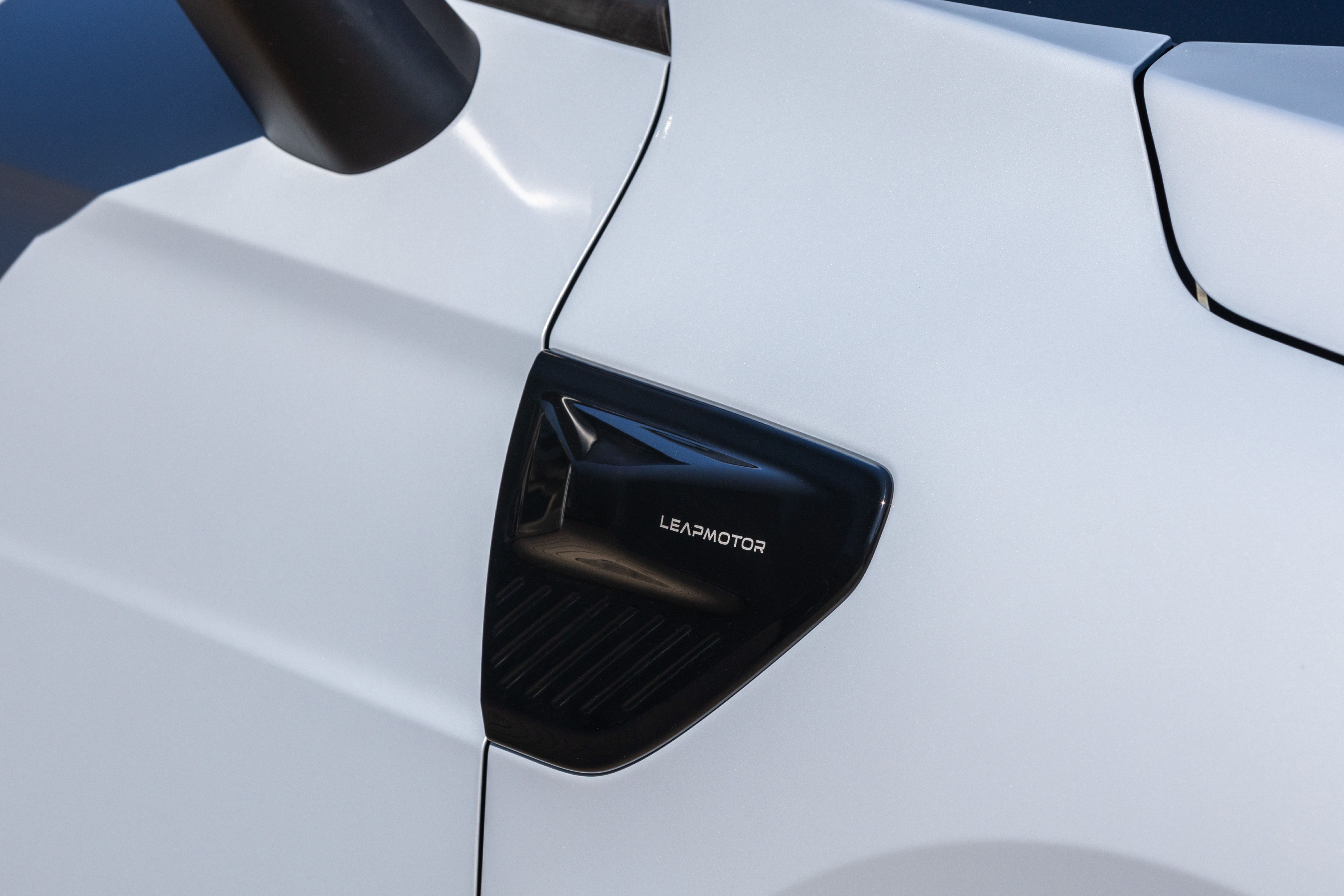 Leapmotor B10 REEV Hybrid