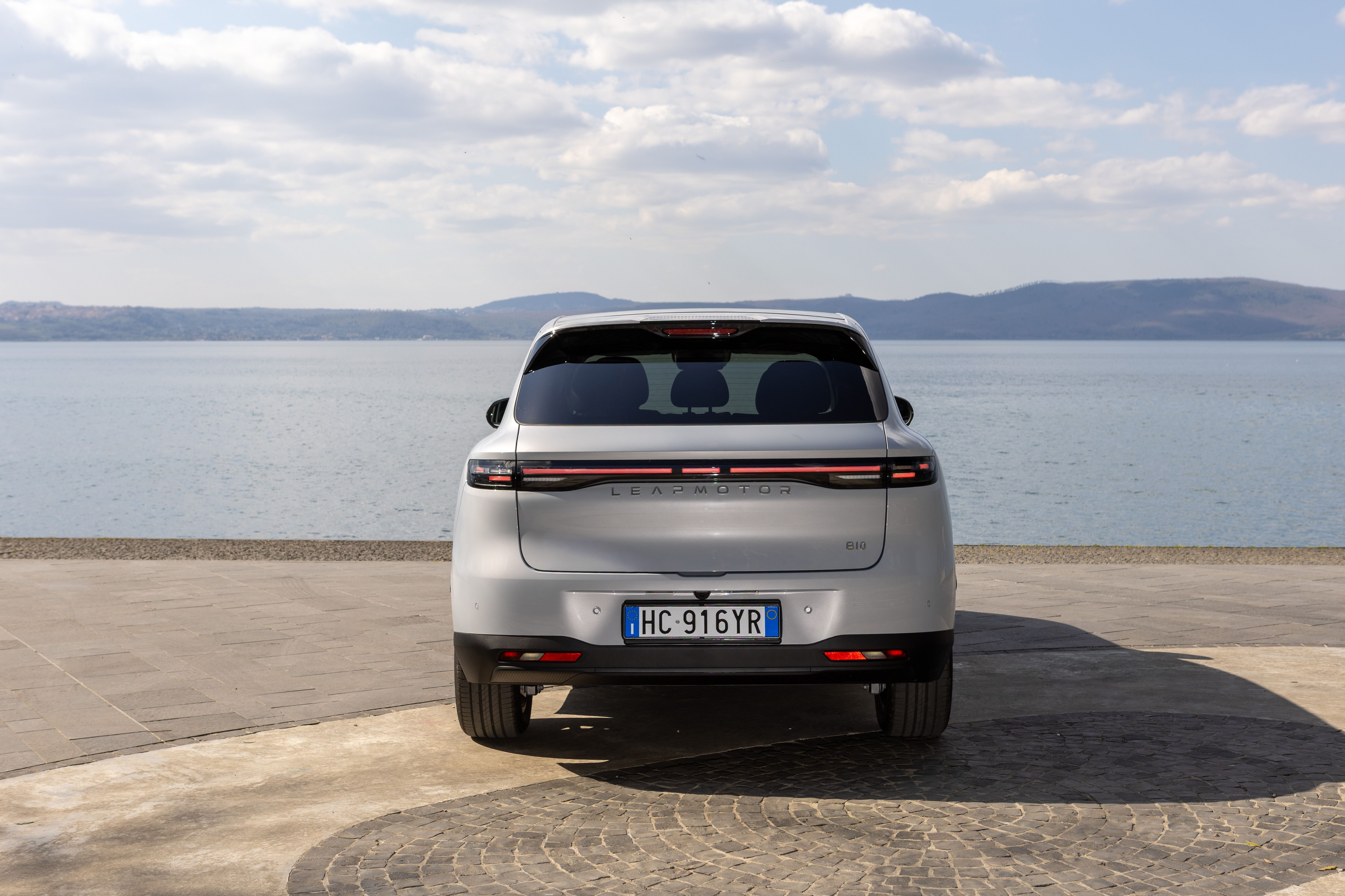 Leapmotor B10 REEV Hybrid