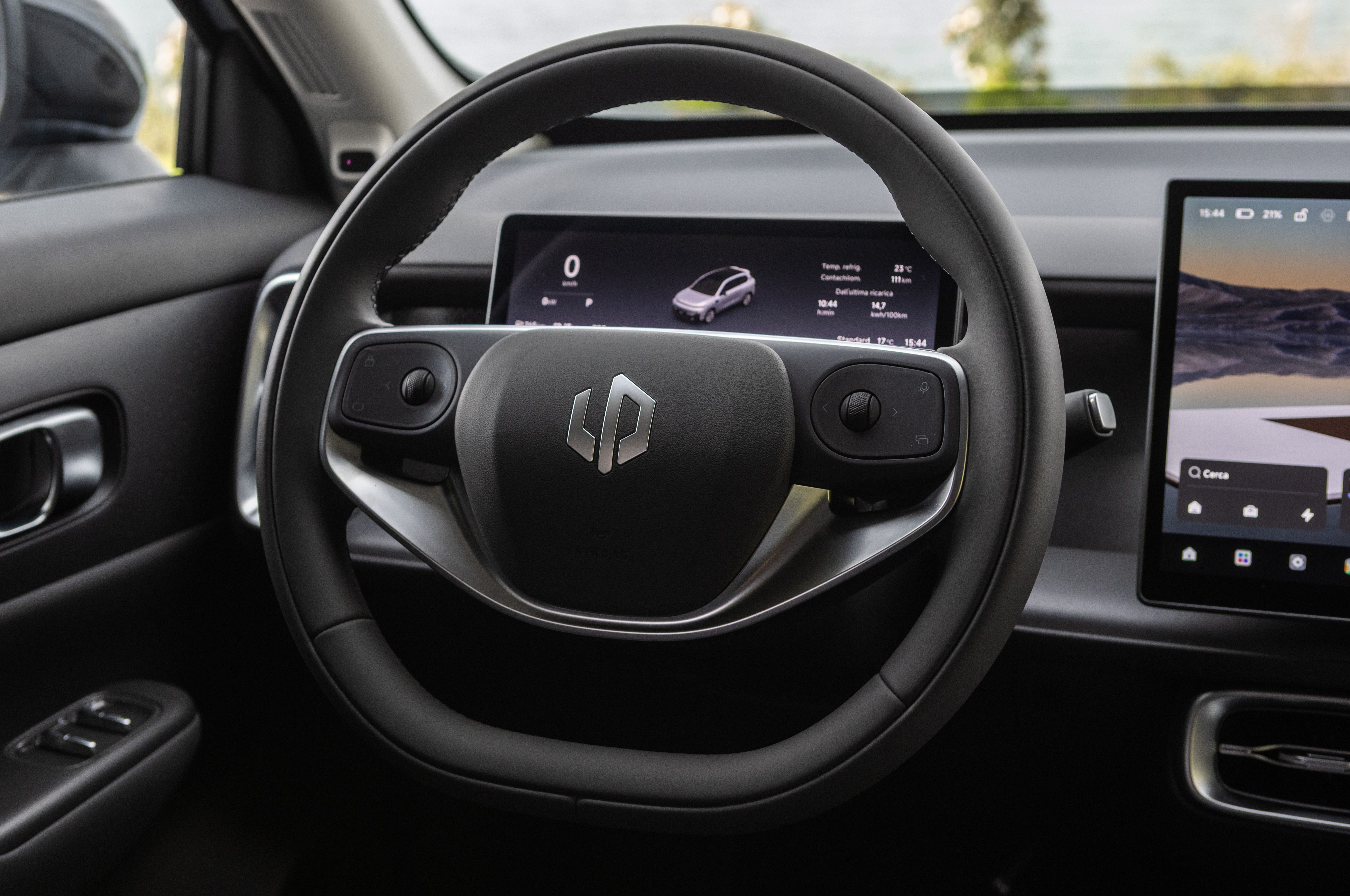 Leapmotor B10 REEV Hybrid