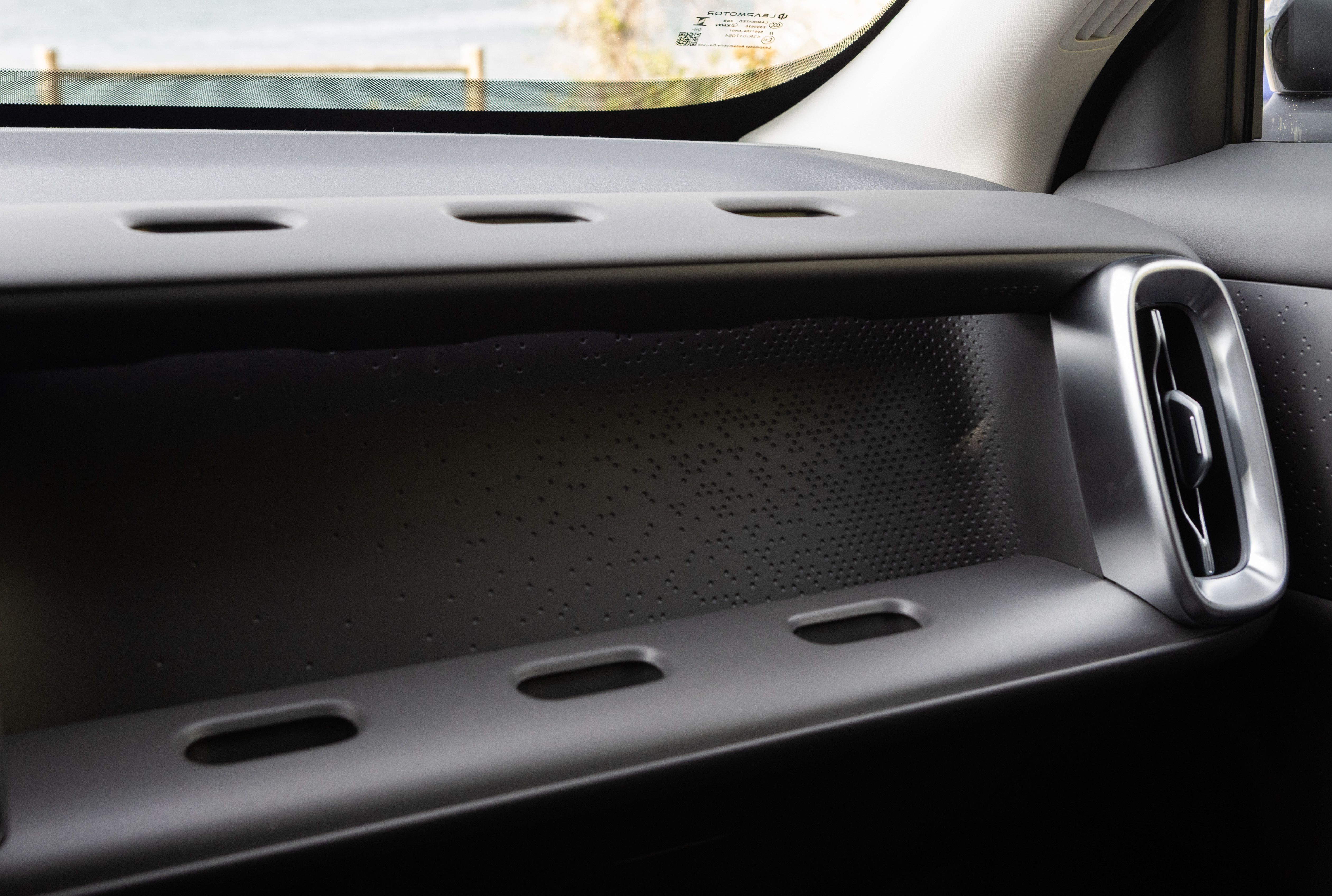 Leapmotor B10 REEV Hybrid