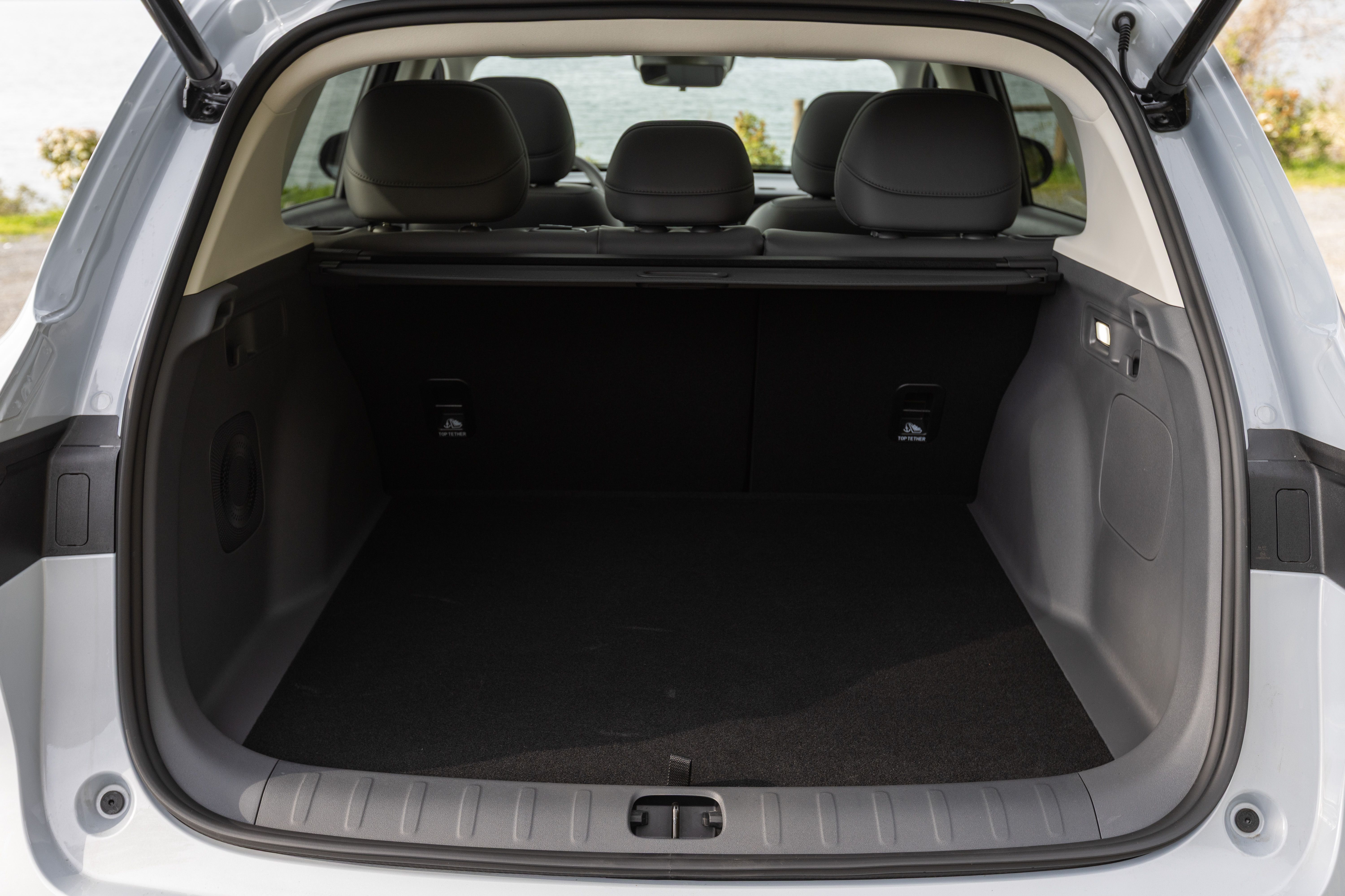 Leapmotor B10 REEV Hybrid