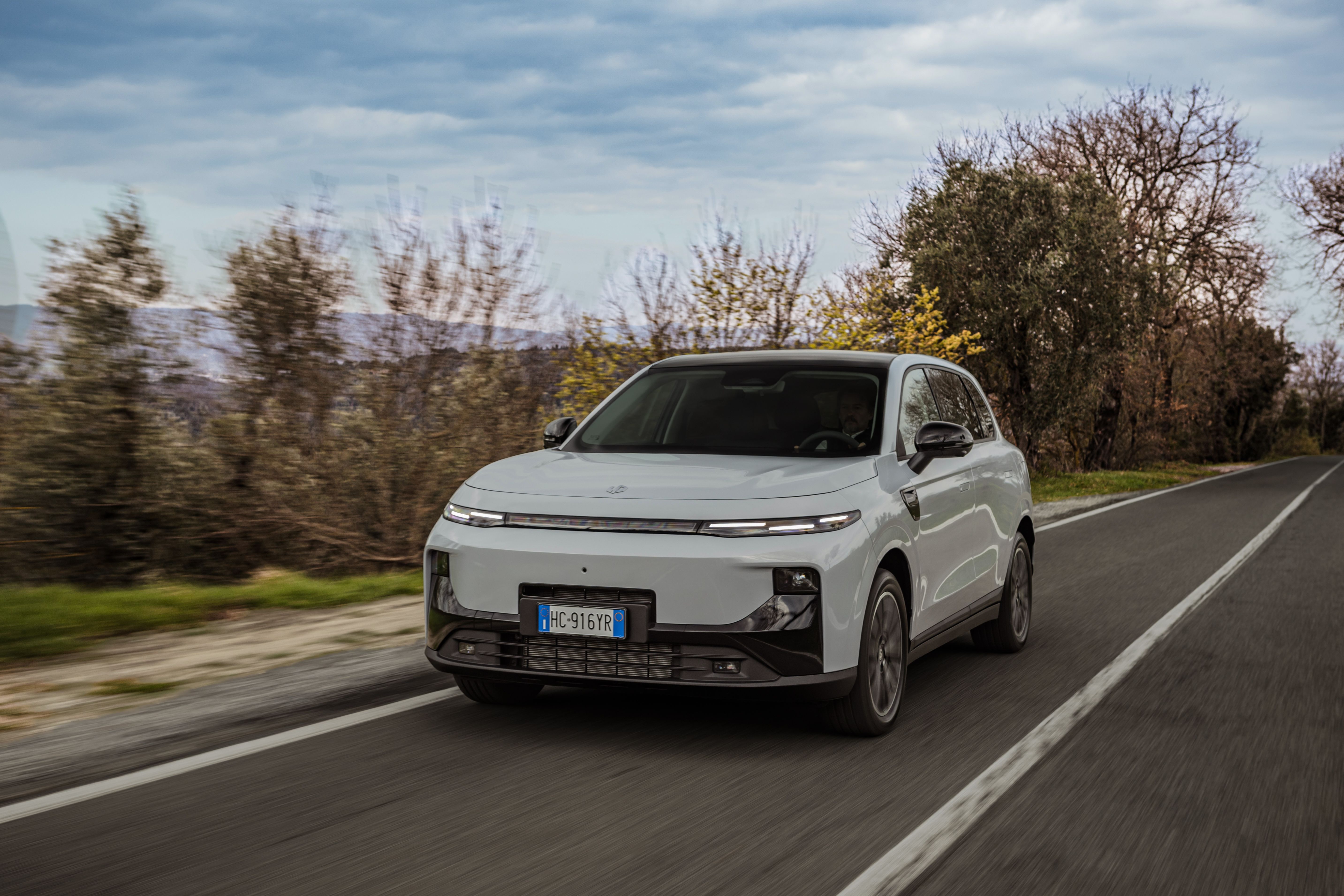 Leapmotor B10 REEV Hybrid