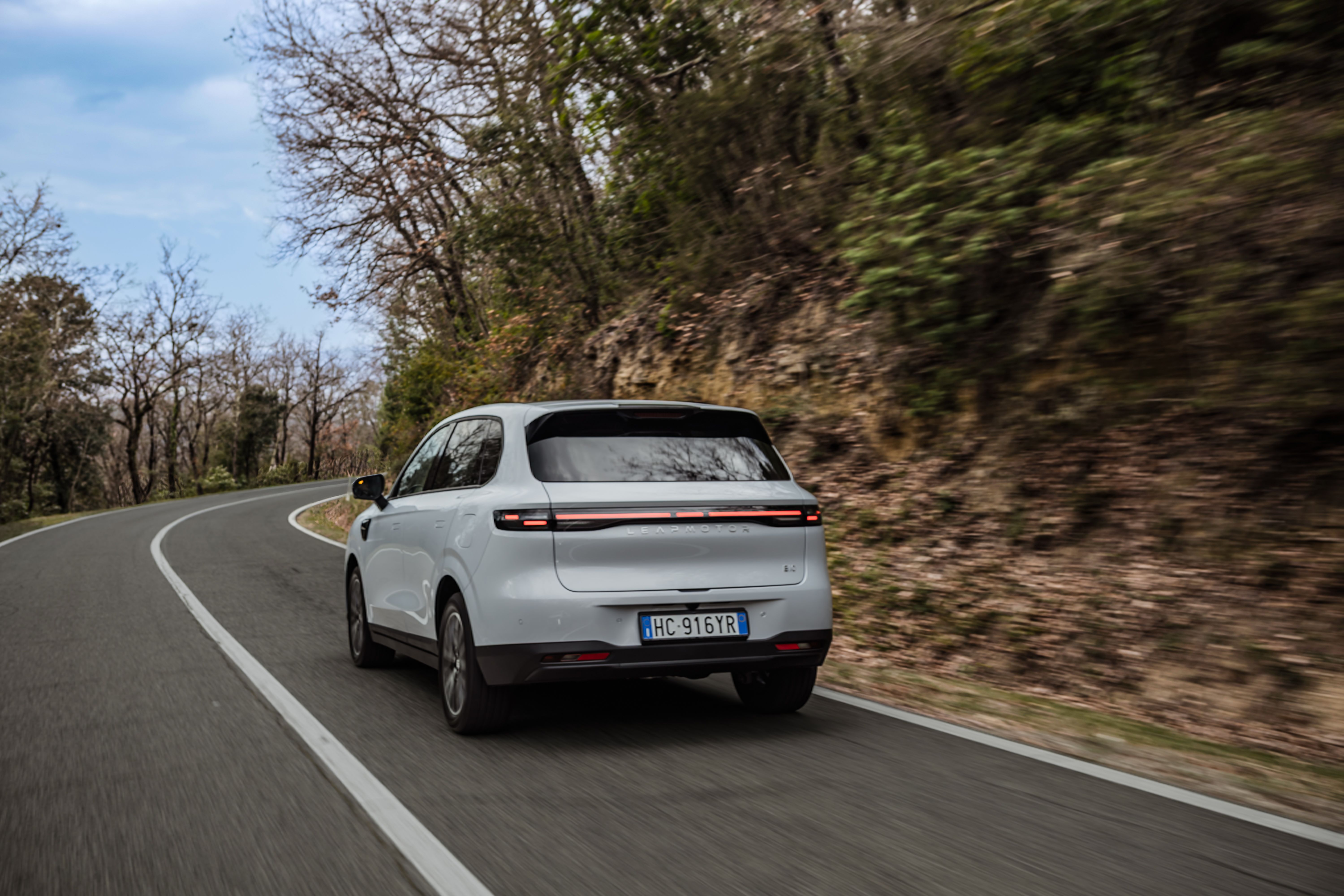 Leapmotor B10 REEV Hybrid