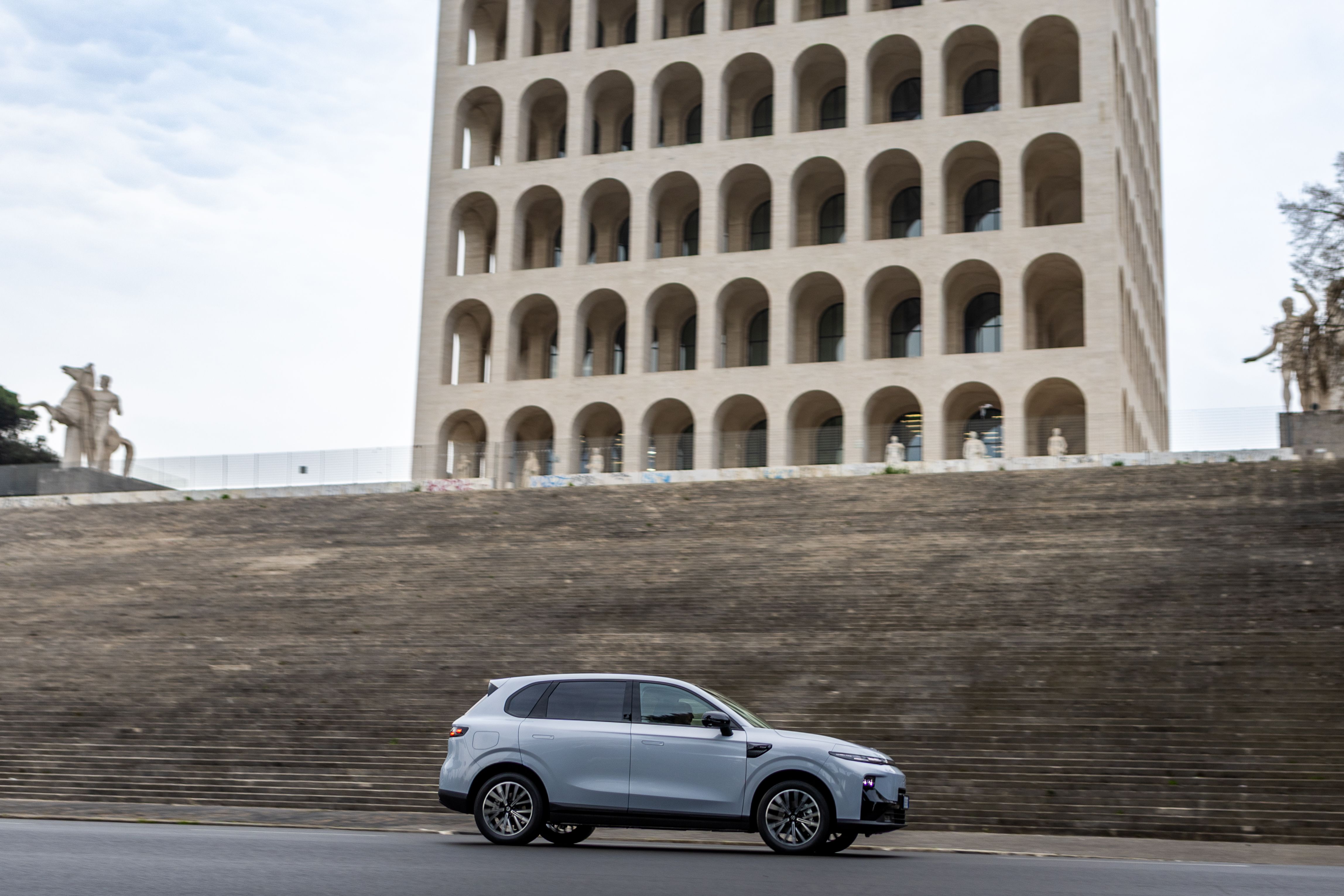 Leapmotor B10 REEV Hybrid