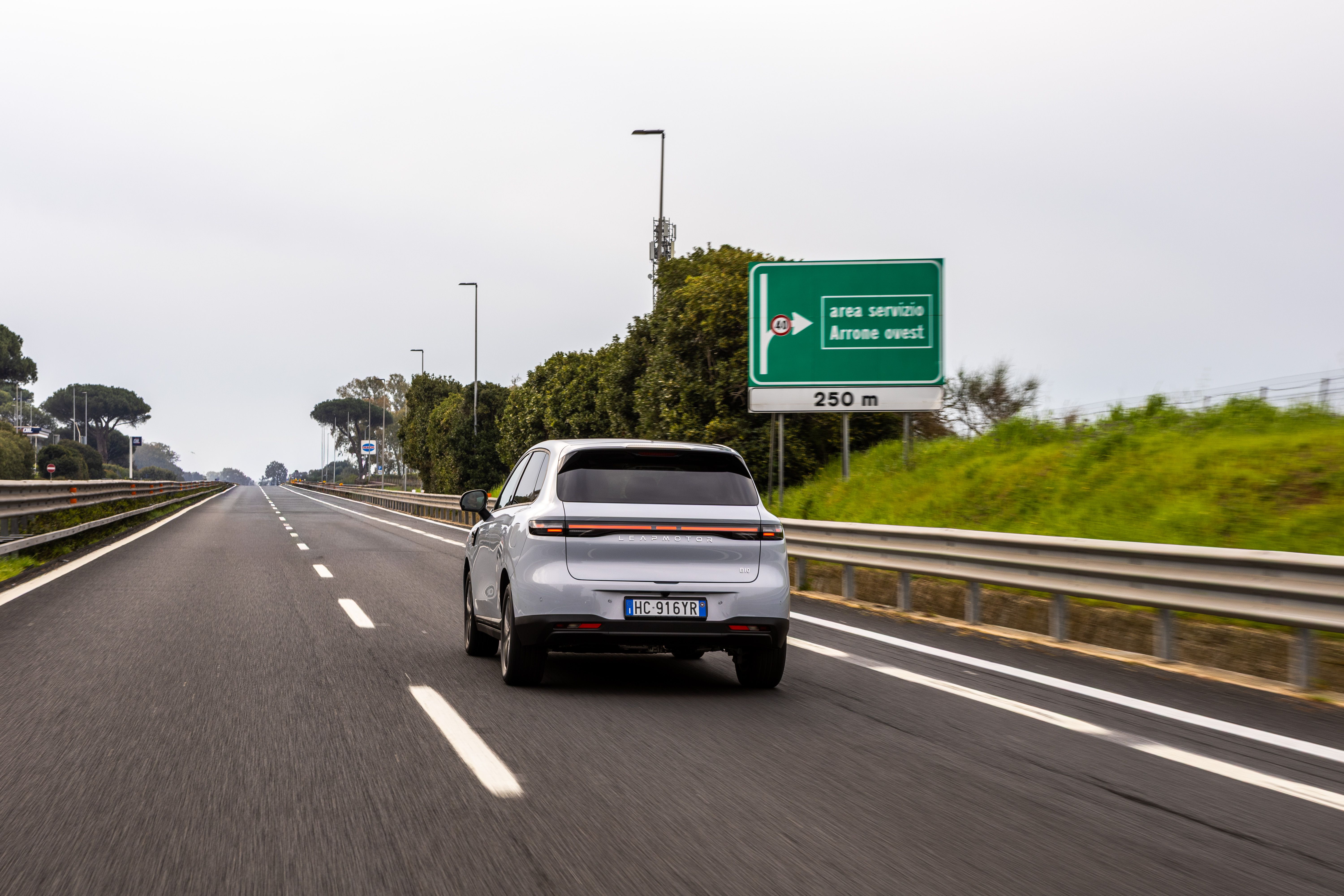 Leapmotor B10 REEV Hybrid