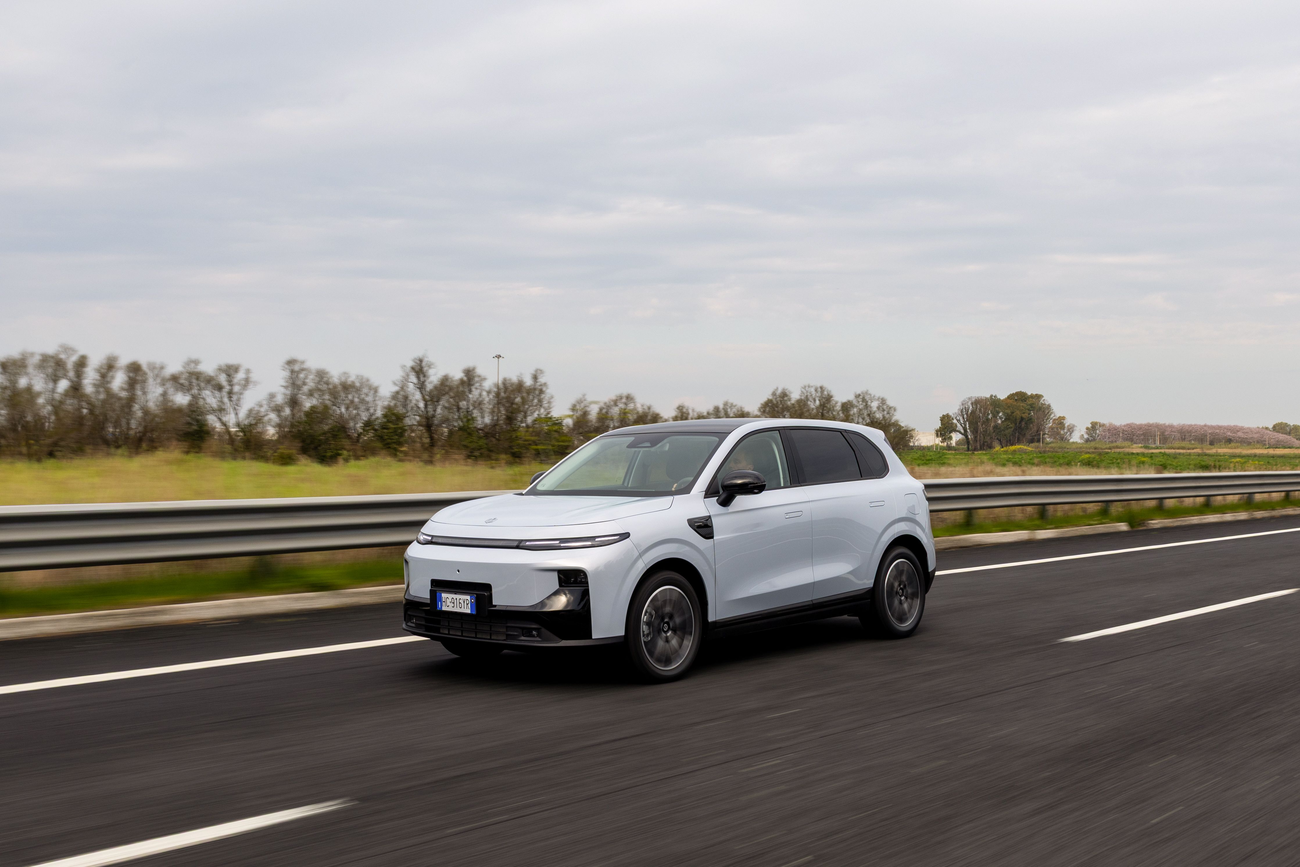 Leapmotor B10 REEV Hybrid