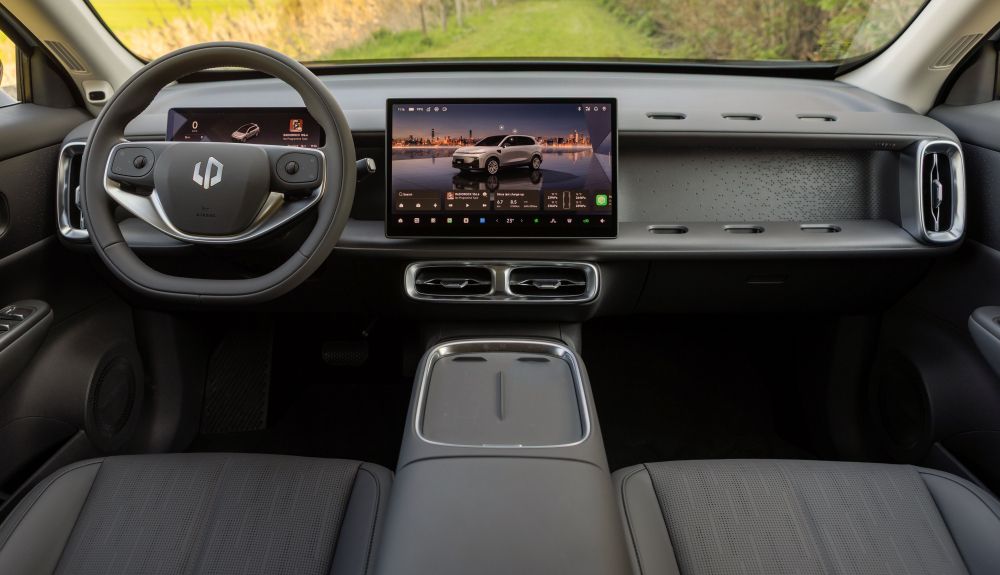 Leapmotor B10 REEV Hybrid