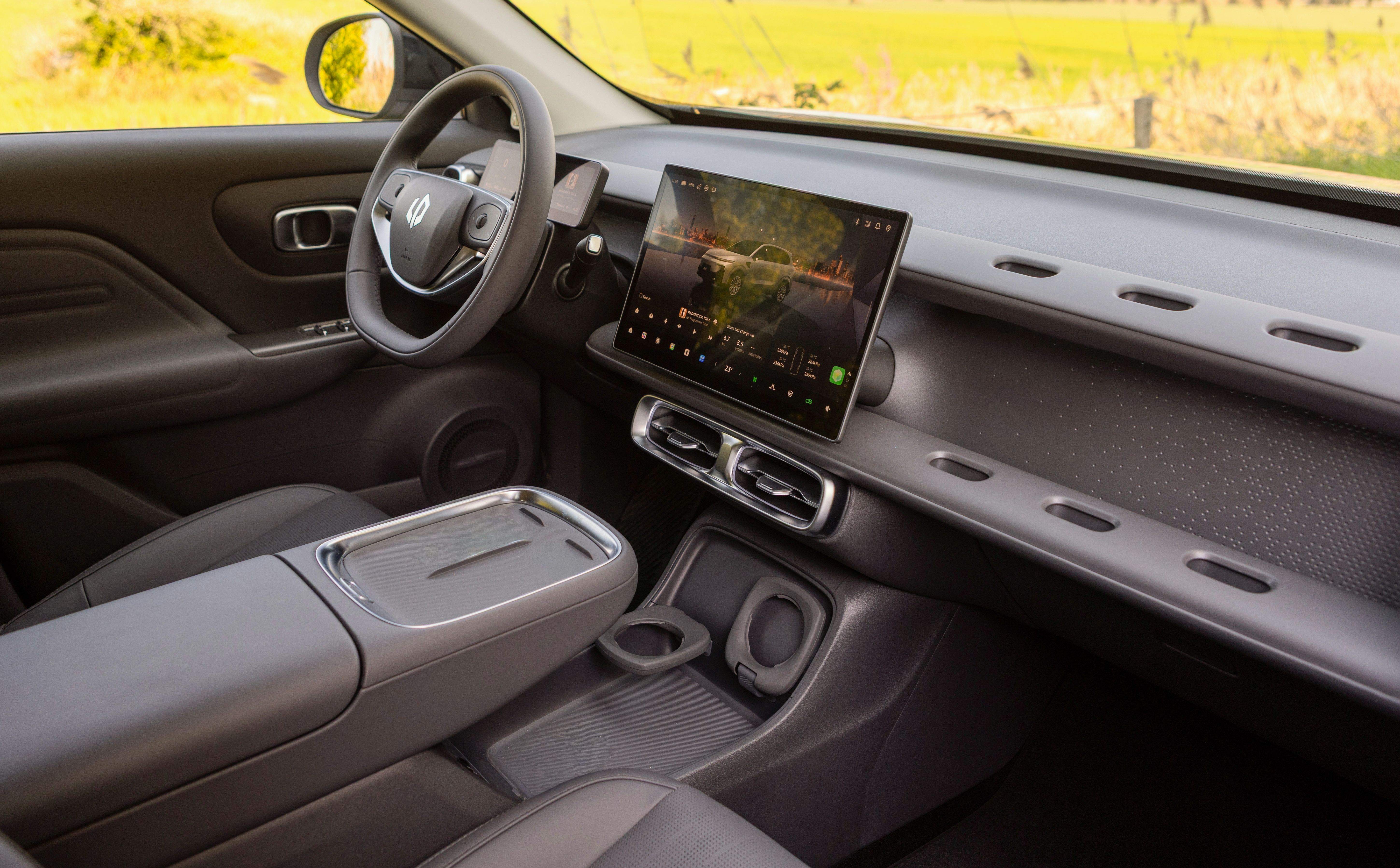 Leapmotor B10 REEV Hybrid