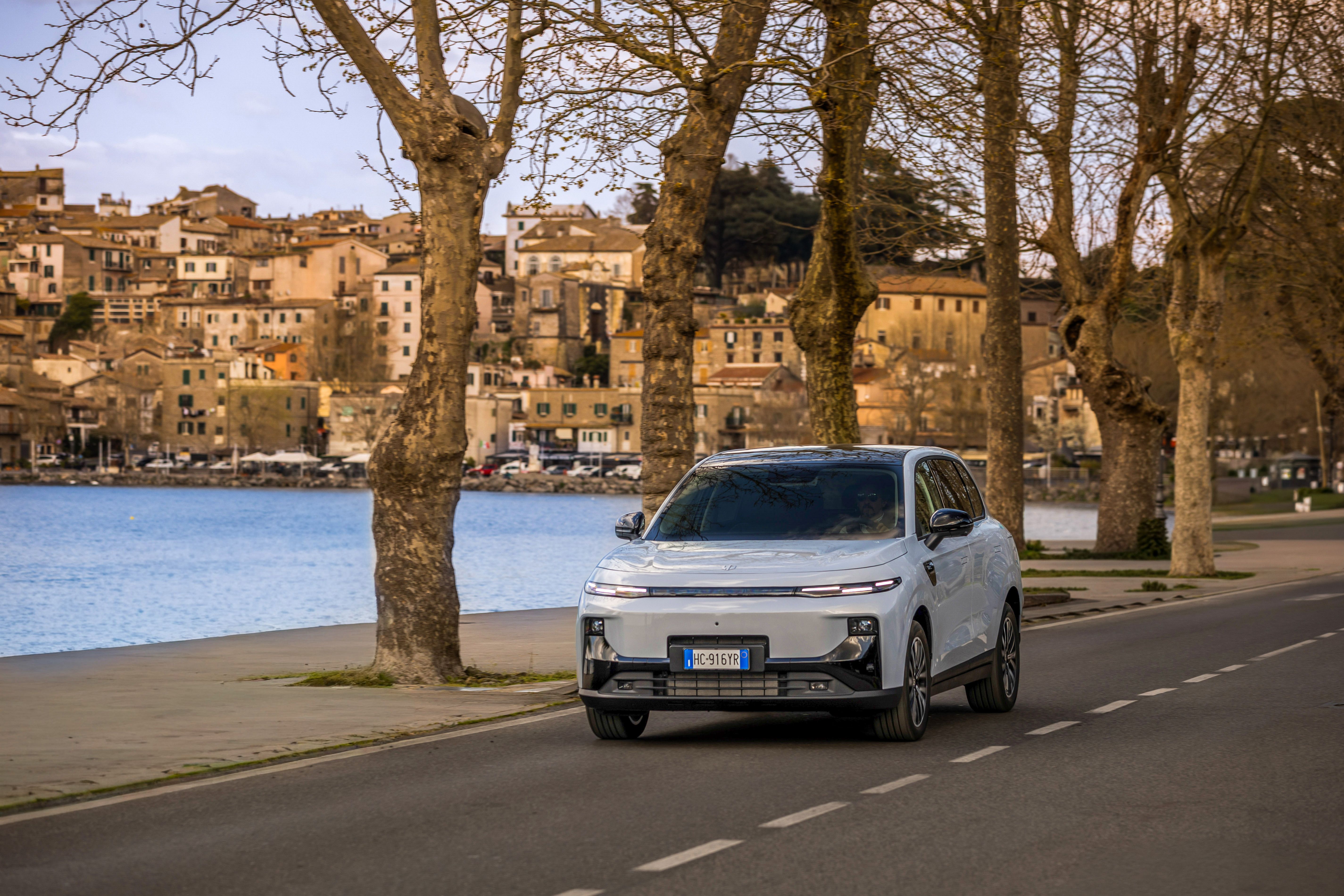 Leapmotor B10 REEV Hybrid