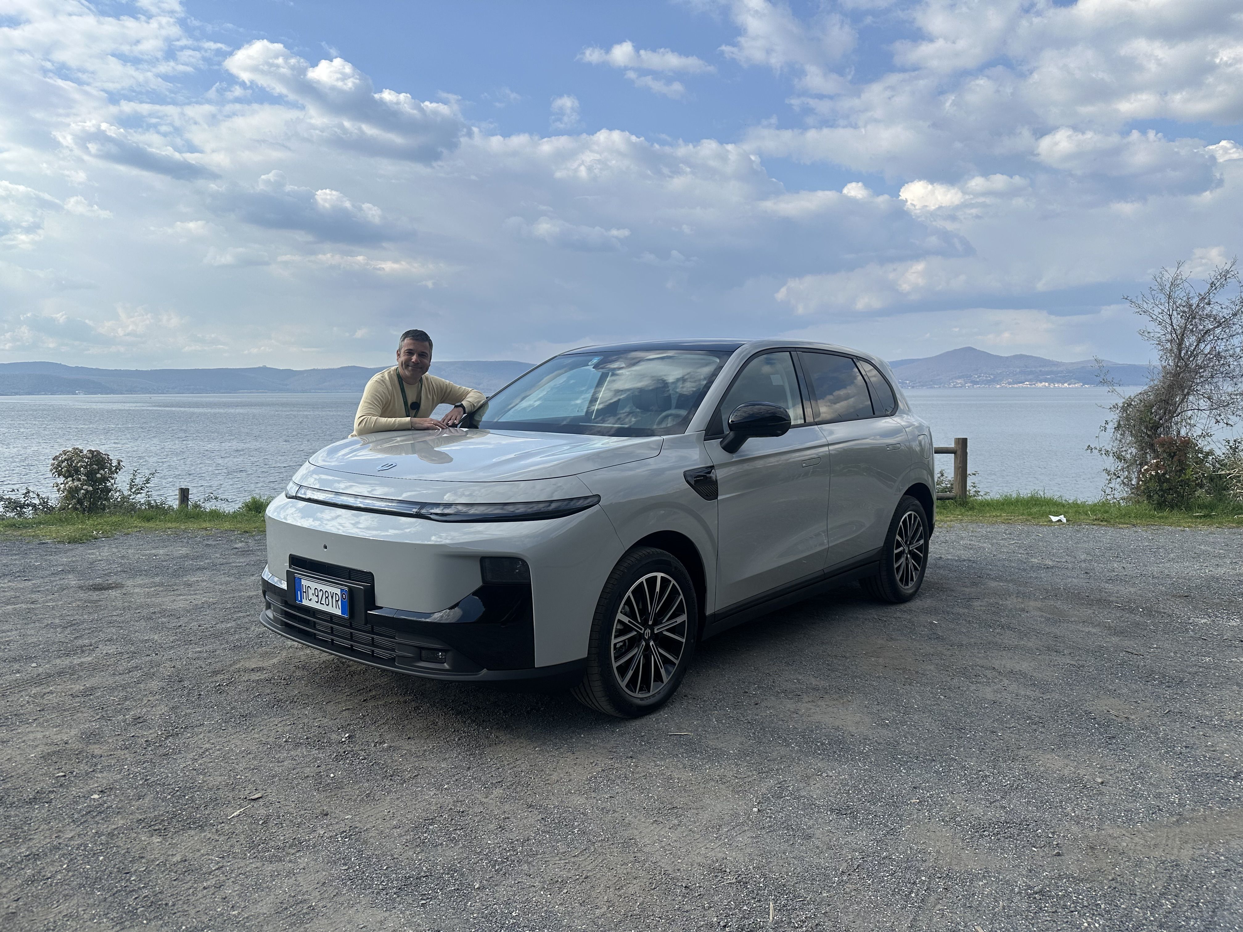 Leapmotor B10 REEV Hybrid