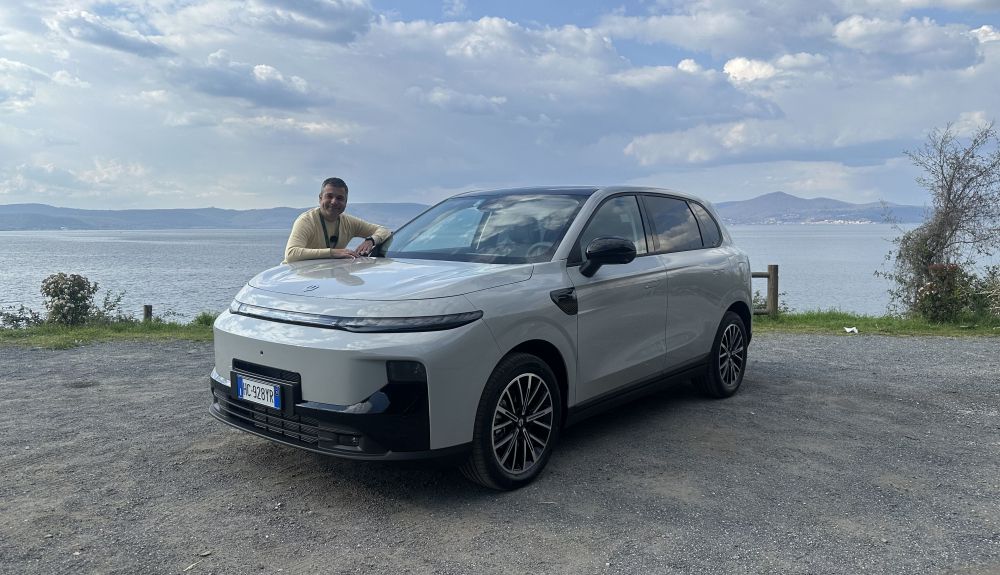 Leapmotor B10 REEV Hybrid