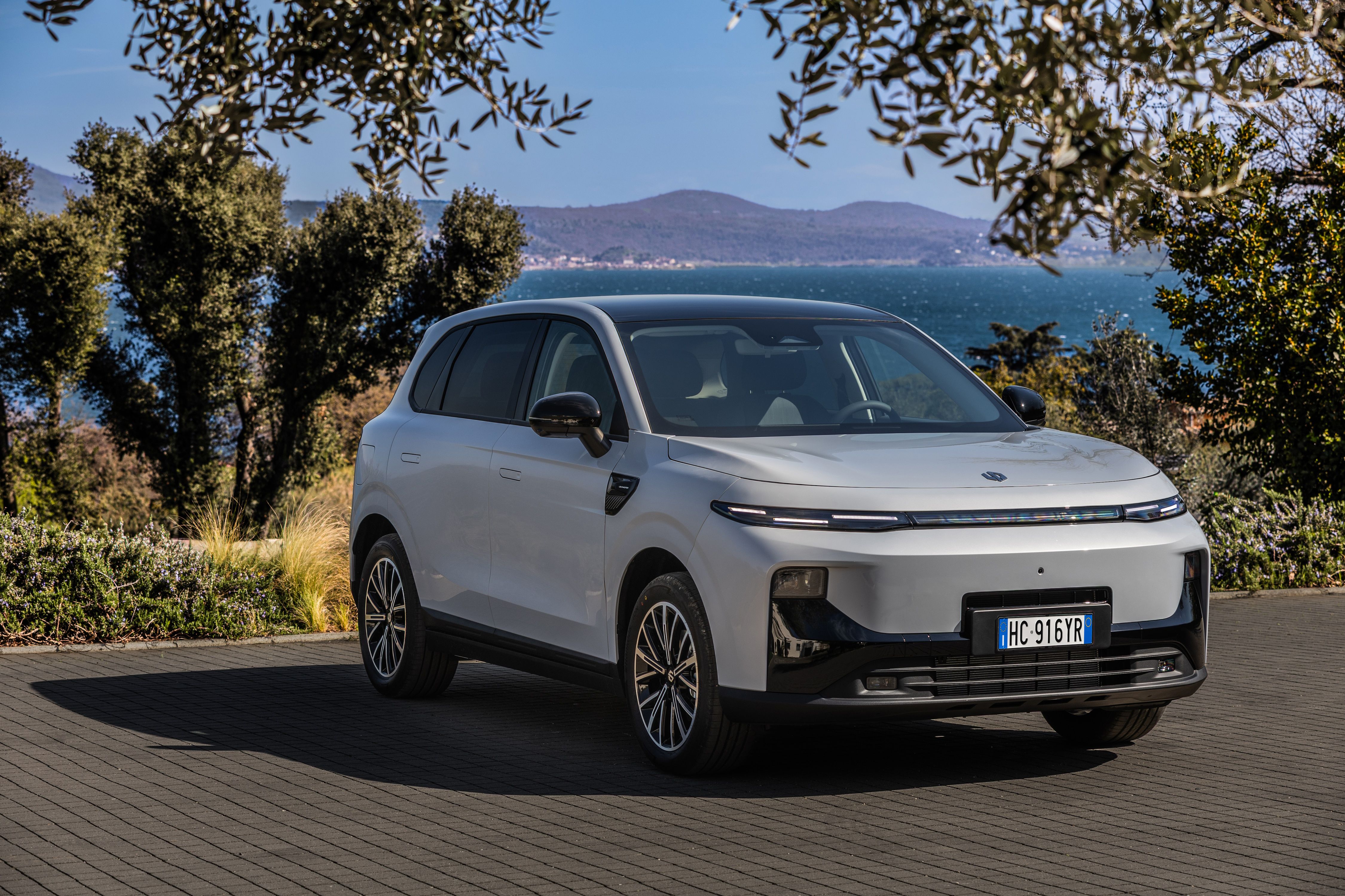 Leapmotor B10 REEV Hybrid