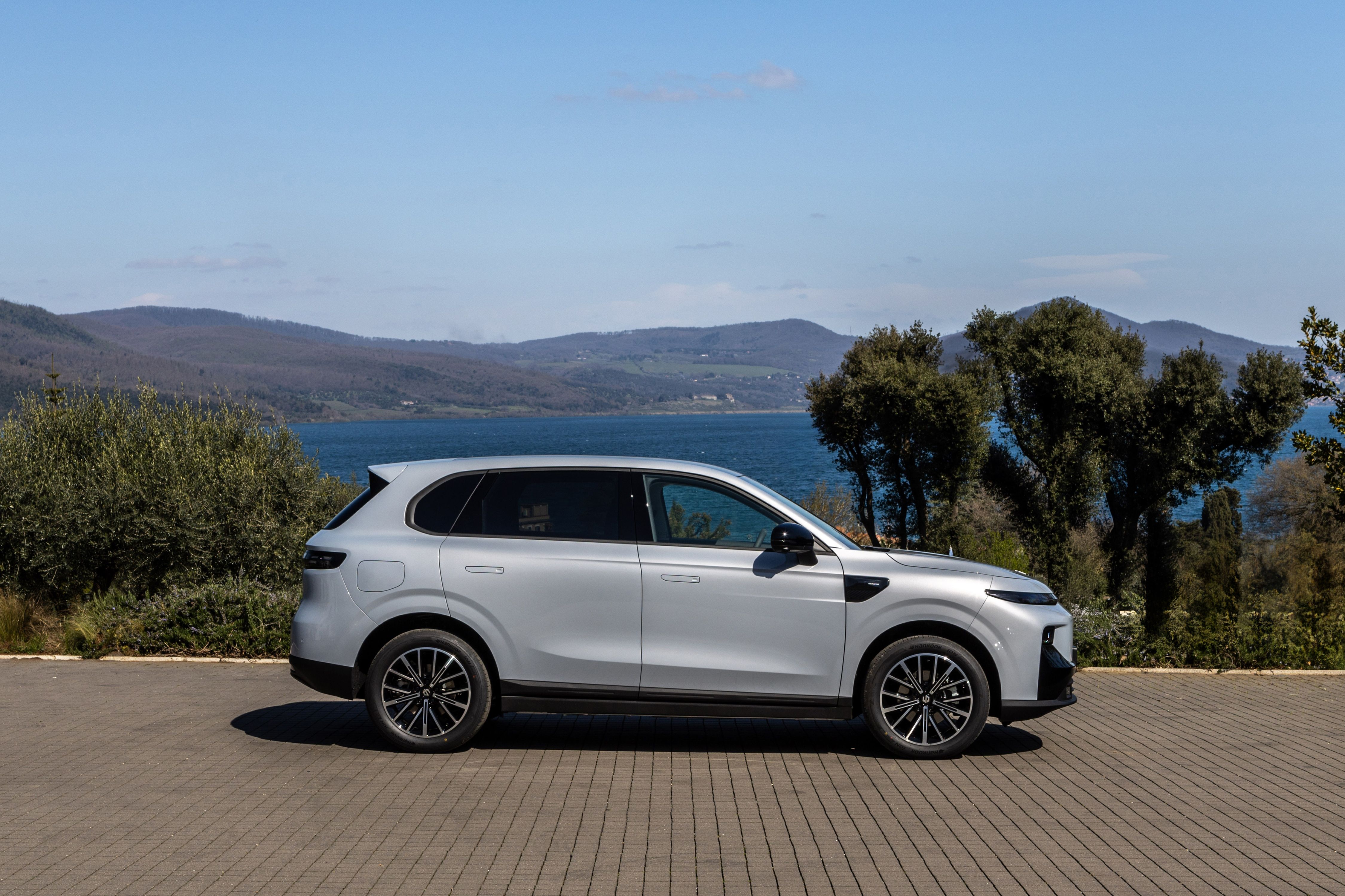 Leapmotor B10 REEV Hybrid