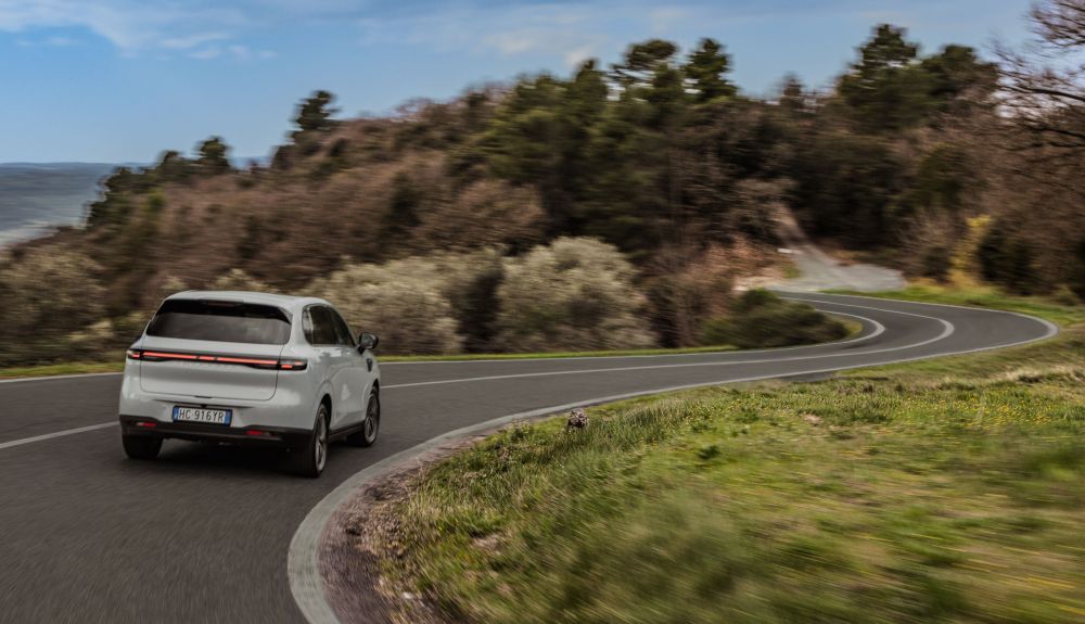 Leapmotor B10 REEV Hybrid