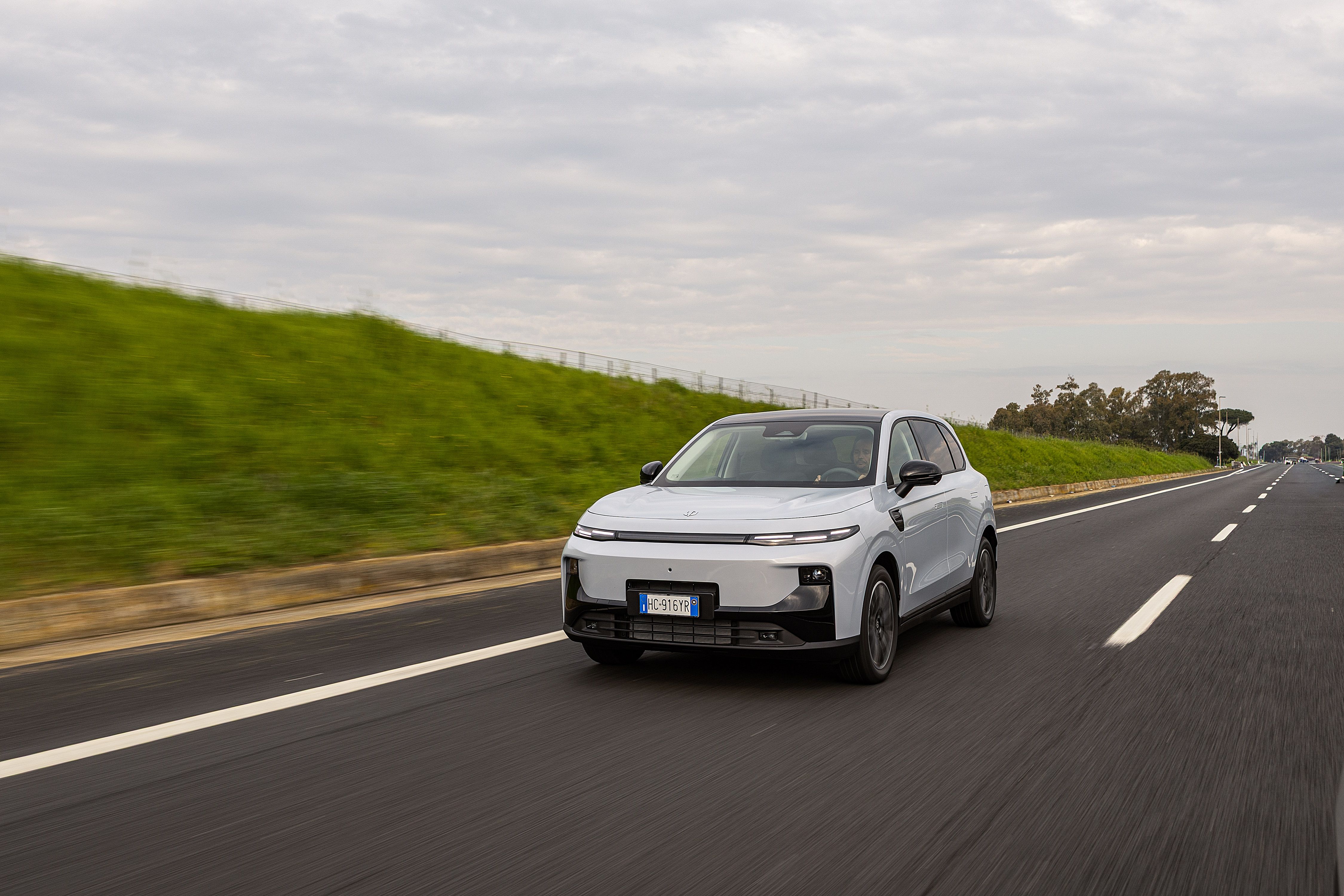 Leapmotor B10 REEV Hybrid