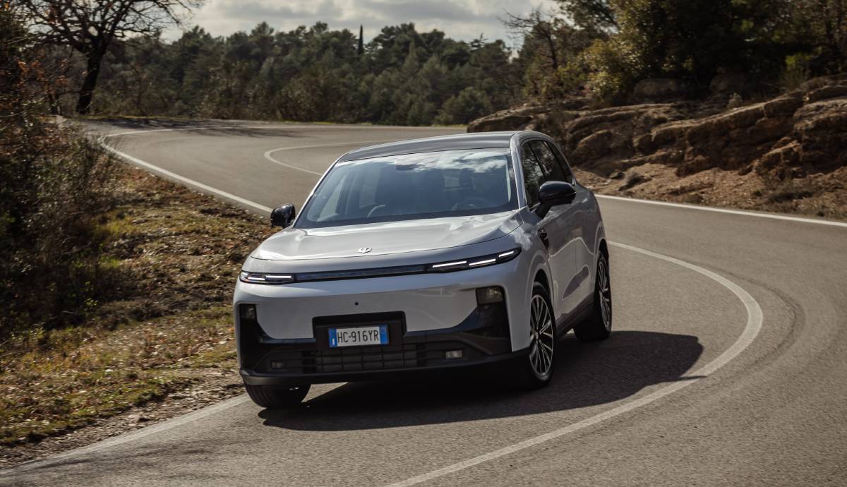 Primera prueba con el Leapmotor B10 REEV Hybrid: un SUV eléctrico con 900 km de autonomía