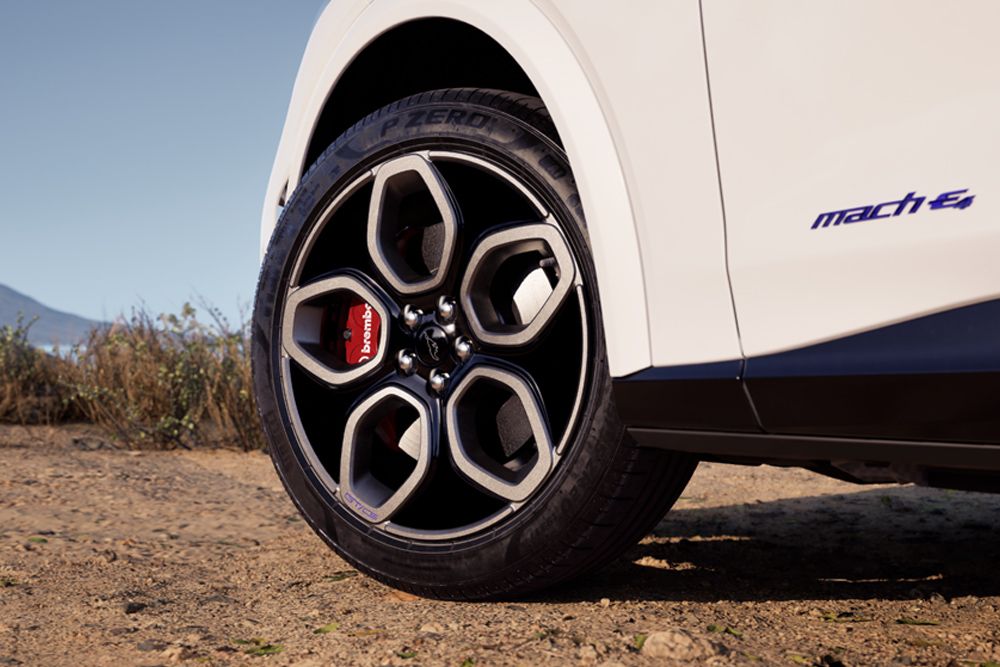 Ford Mustang Mach-E GT California Special