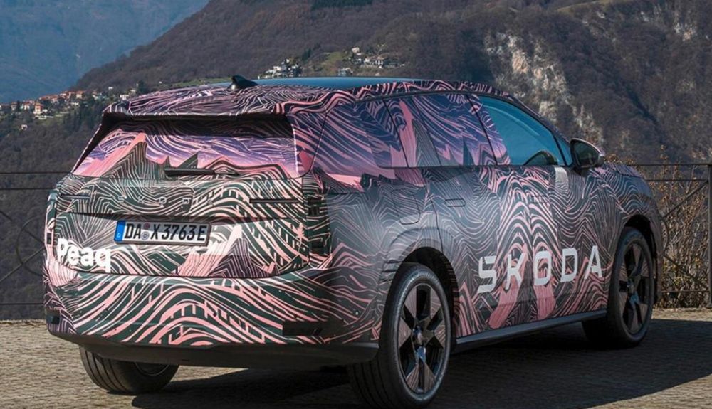 Skoda Peaq camuflado