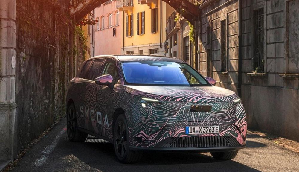 Skoda Peaq camuflado