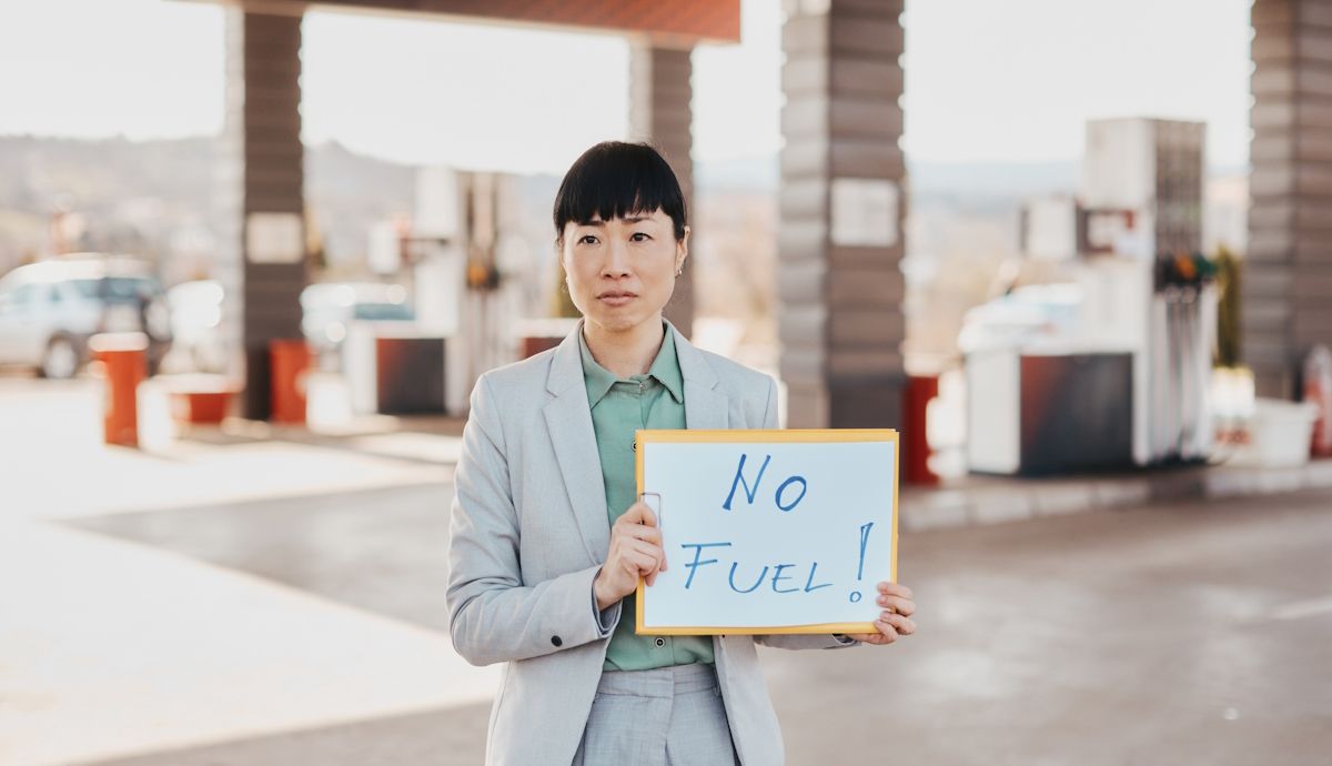 El diésel y la gasolina ya escasea, llegan las primeras limitaciones de suministro de combustible