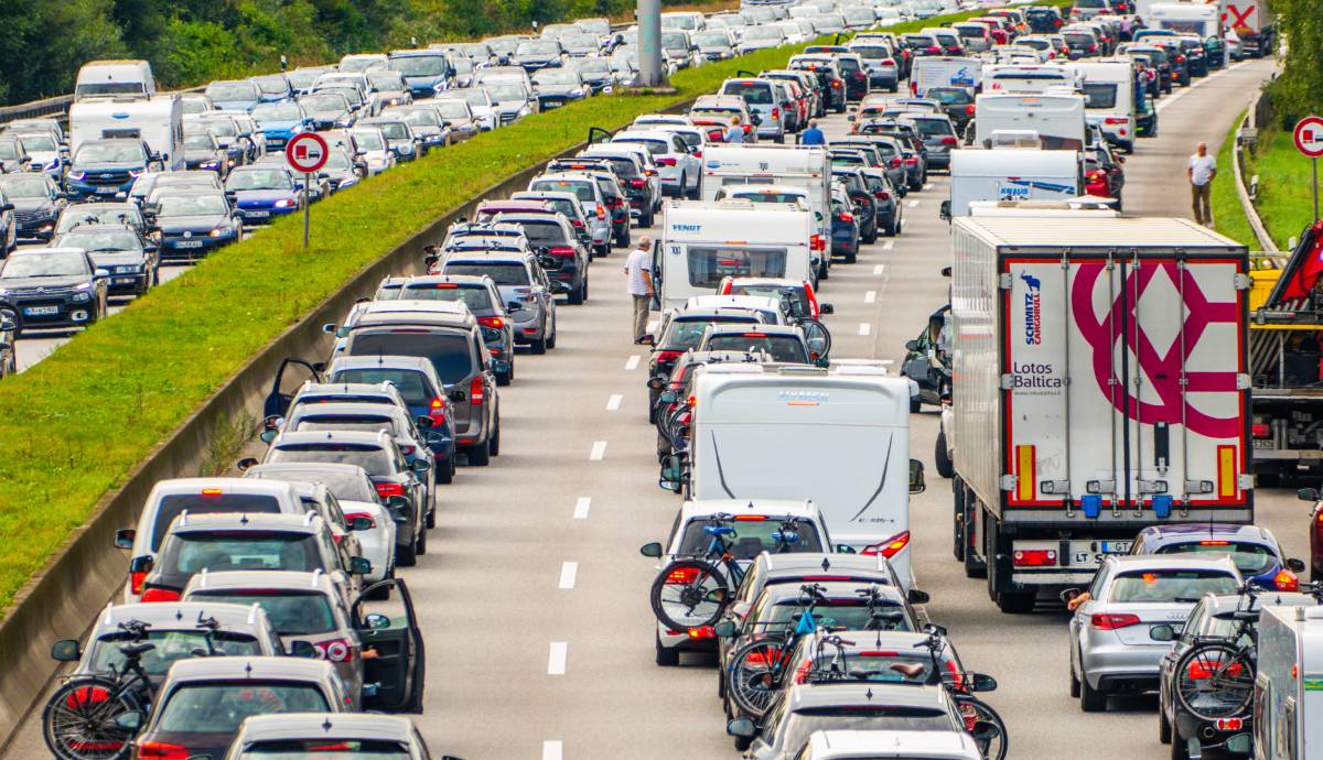 Los desvíos alternativos que propone la DGT para no comerte un buen atasco este Miércoles Santo