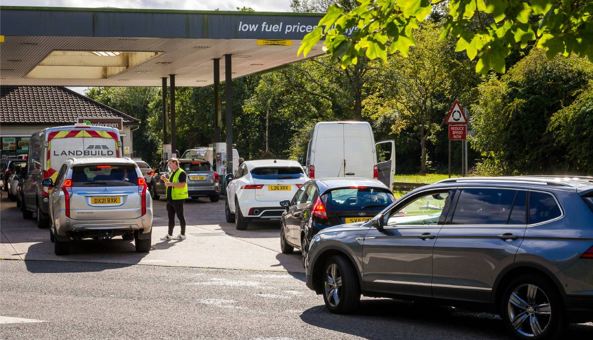 Las medidas para racionar el combustible cada vez más cercanas: así lo podría hacer el Gobierno