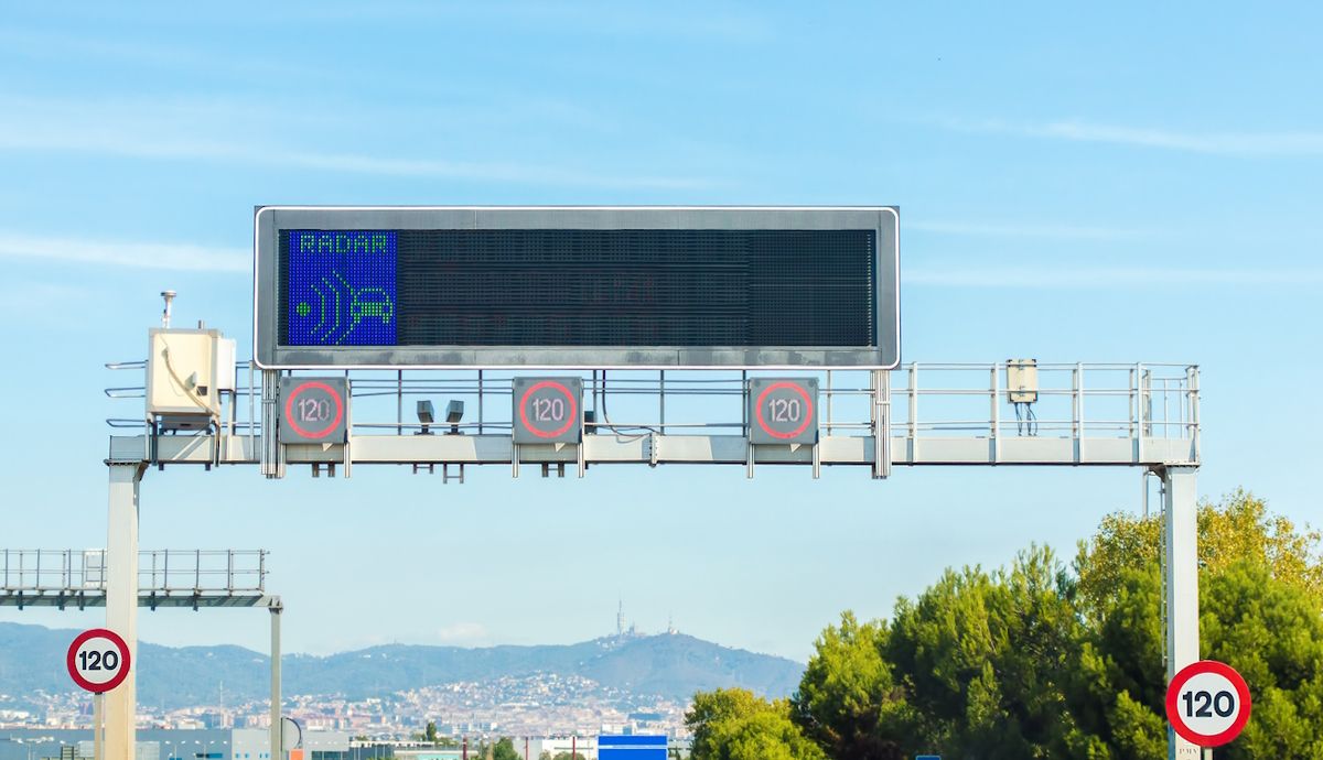 Demasiado rápido para un radar, hasta qué velocidades saltan las multas en carretera
