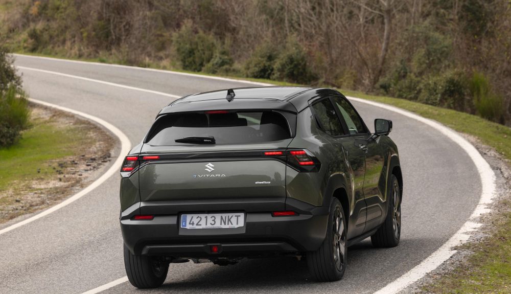 Suzuki e Vitara (14)