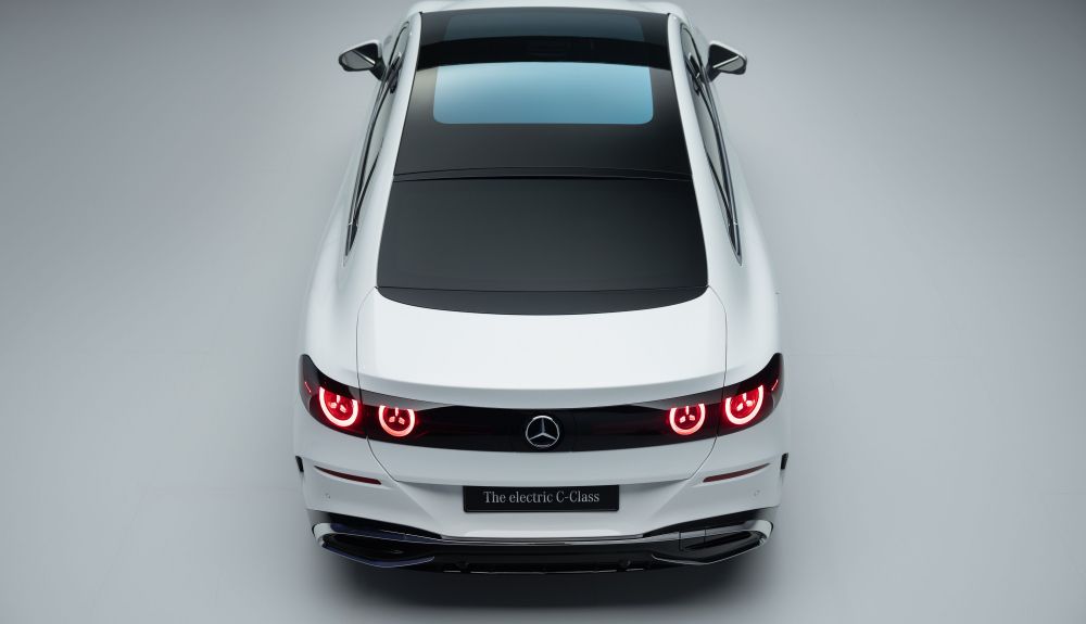 Mercedes Clase C EQ 2026 (12)