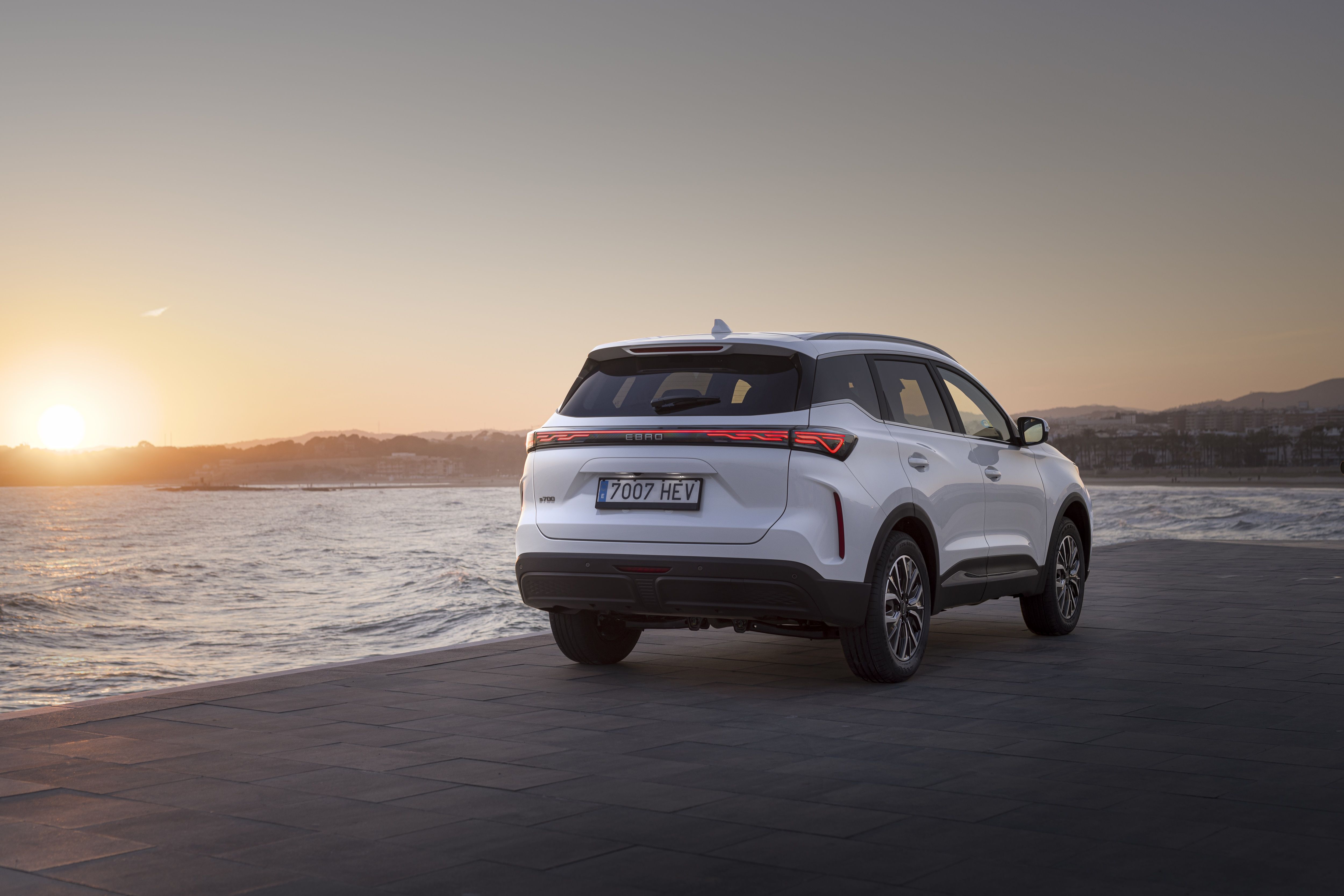 Ebro S700 HEV