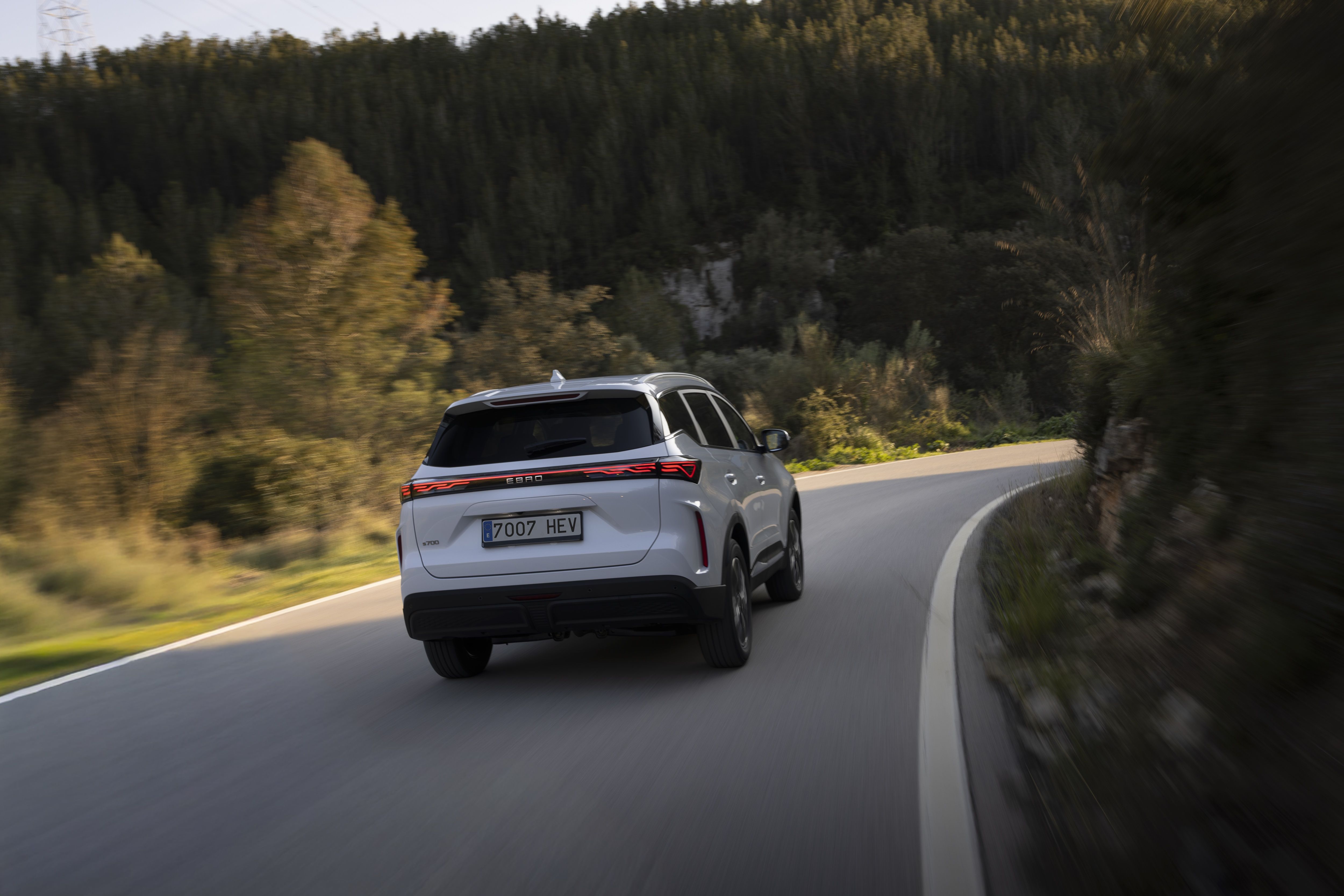 Ebro S700 HEV