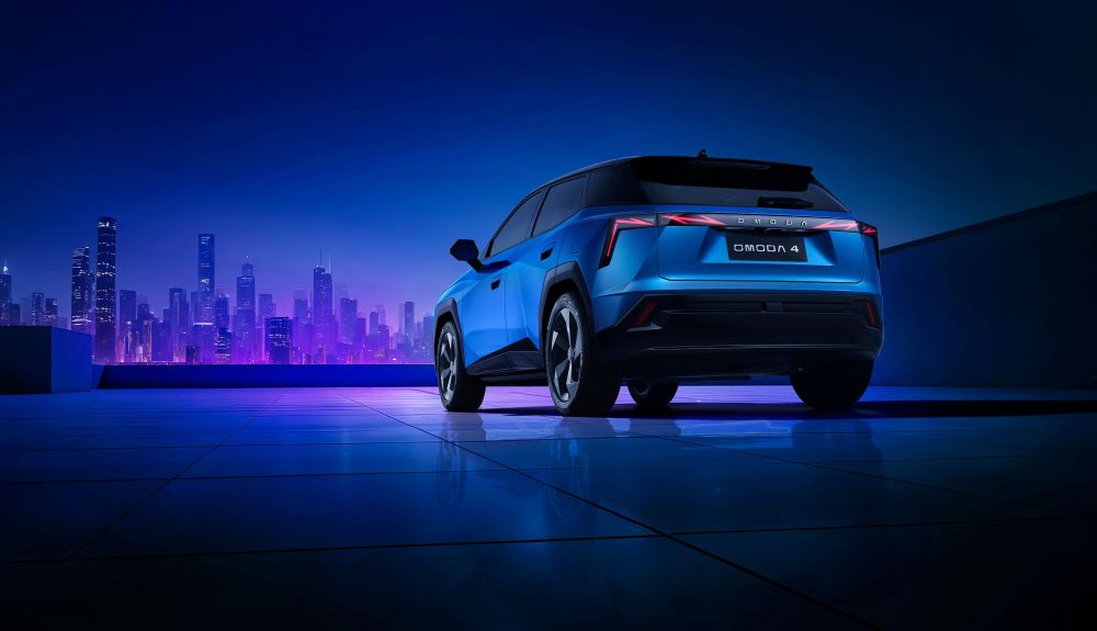 Omoda 4