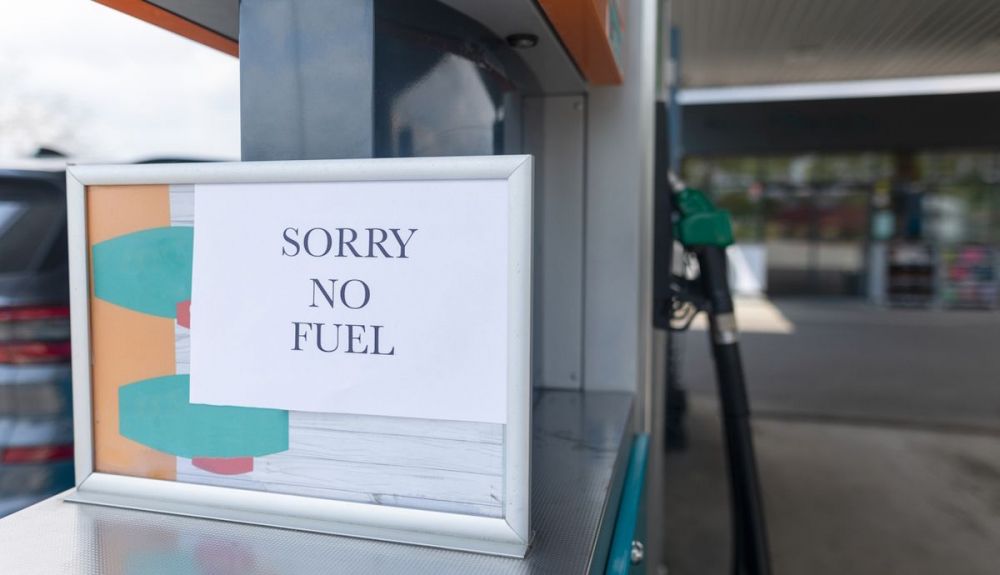 El diésel y la gasolina comienza ya a escasear en Europa y la alerta se extiende