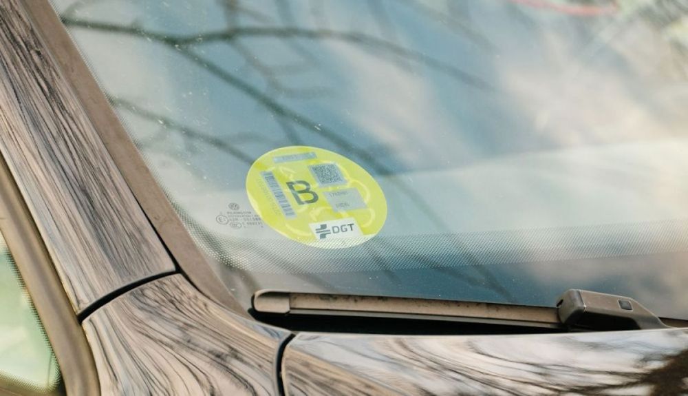 Confirmadas ya las primeras restricciones masivas a coches con etiqueta B en España