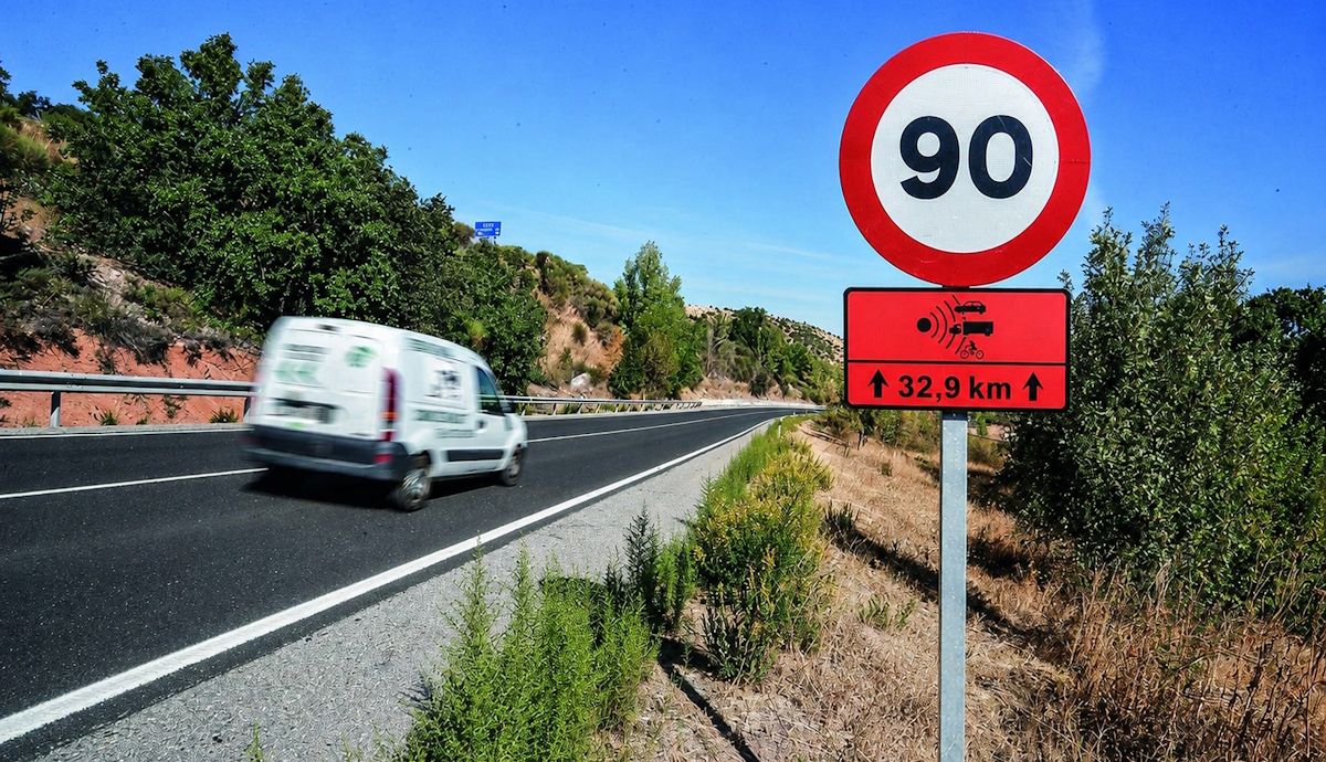 Dos radares ya controlan la velocidad en España durante más 30 kilómetros continuos de carretera