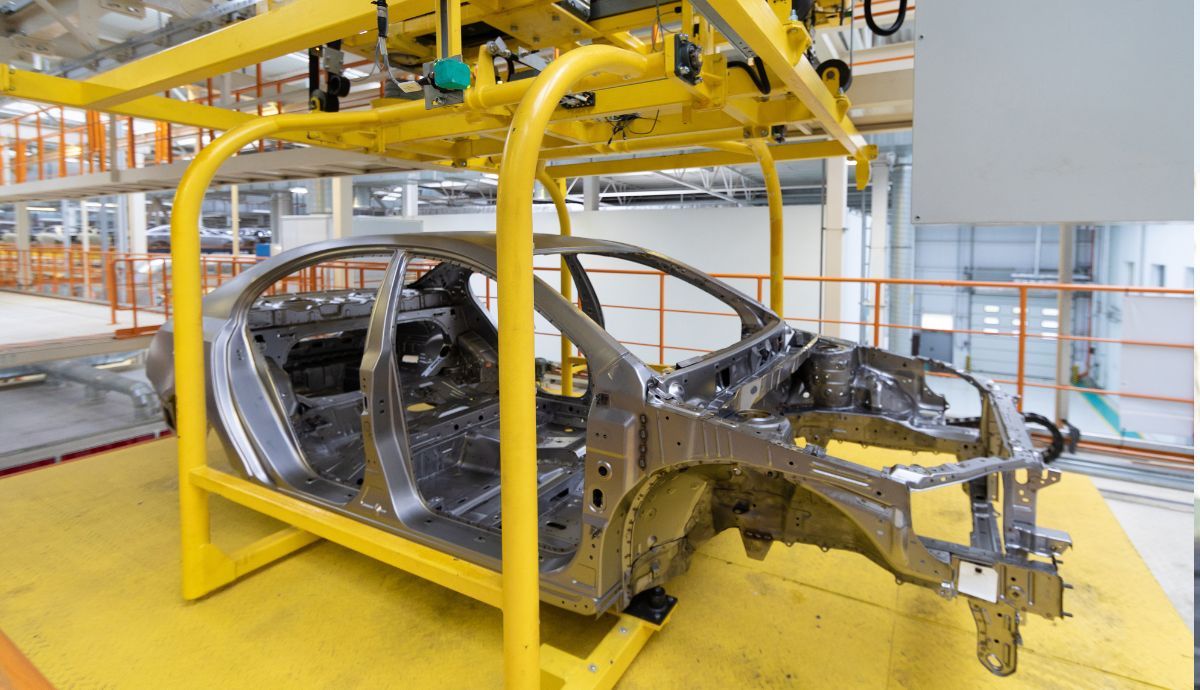 ¿Qué son los bastidores del coche?