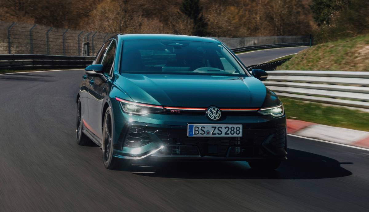 Estas son las razones que han convertido al Volkswagen Golf GTI 50 Aniversario en un coche de récord