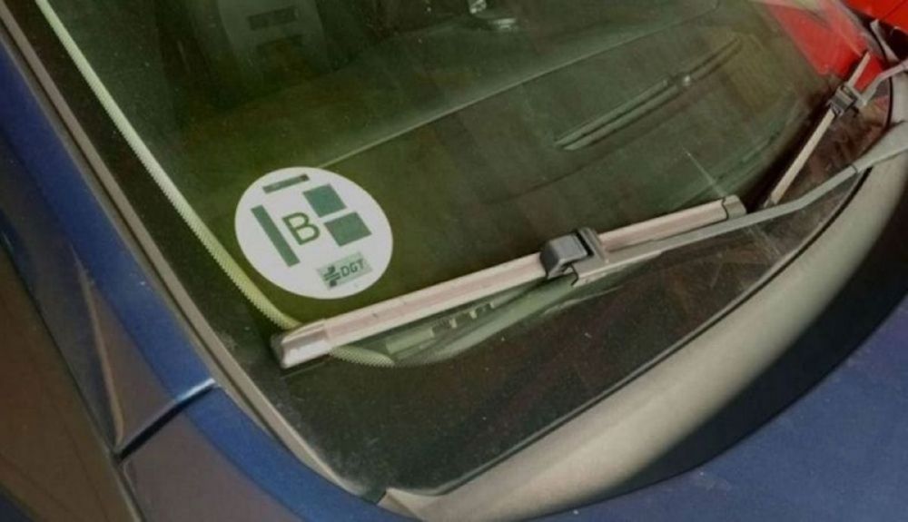 Ni diésel, ni gasolina, los coches con etiqueta B ya no se salvan y llegan las grandes prohibiciones