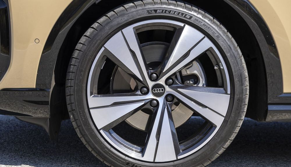 audi-q5-suv-tdi-varios-valores-3_1_1000x