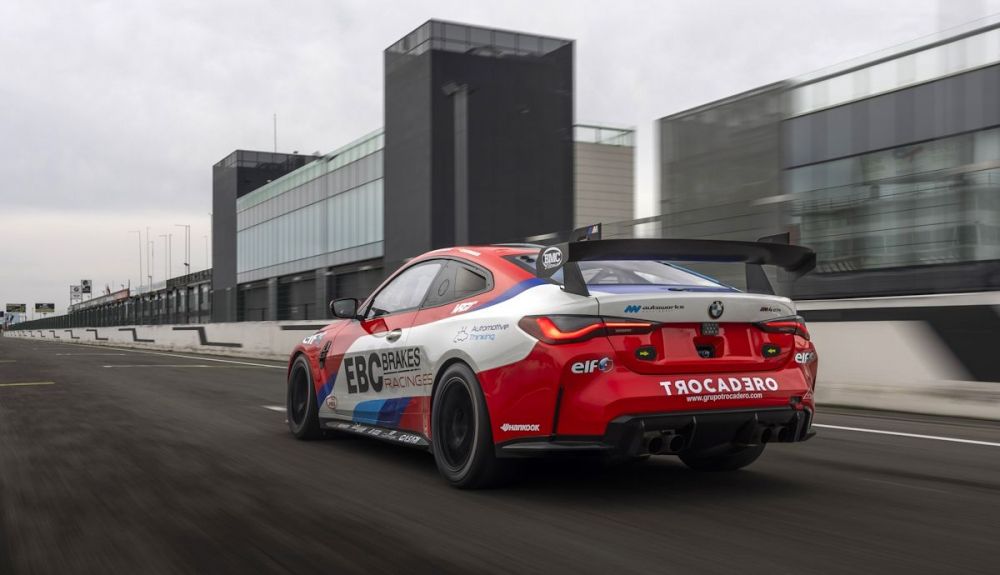 El equipo de Autoworks Motorsport está formado por los pilotos Héctor Hernández y Borja Hormigos