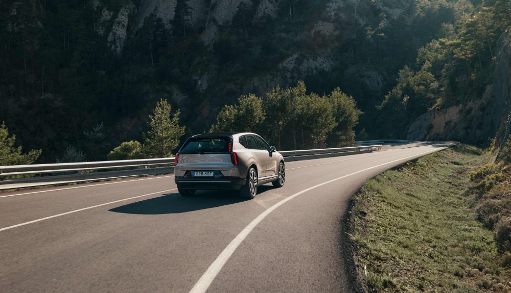 Volvo EX60