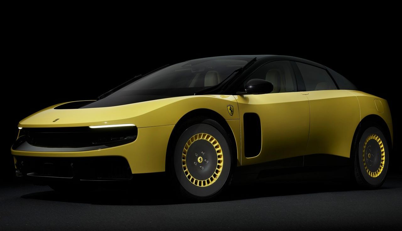 Ferrari Luce 2026