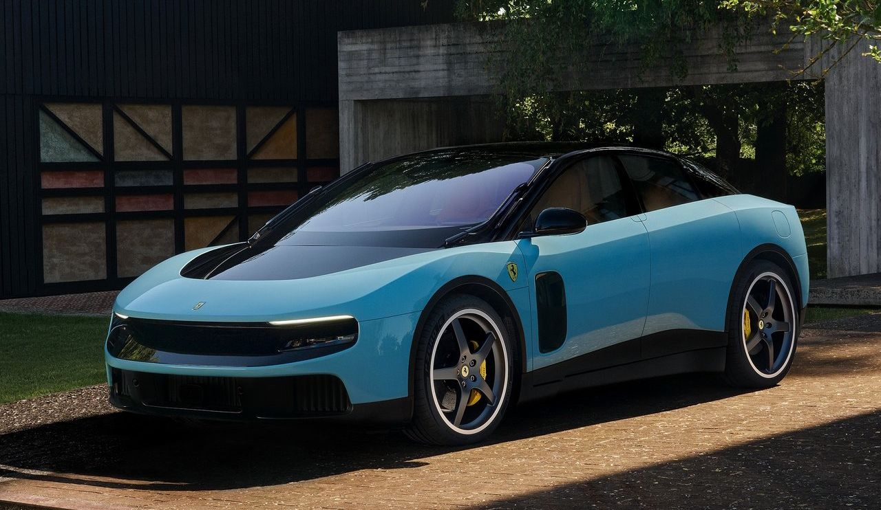 Ferrari Luce 2026