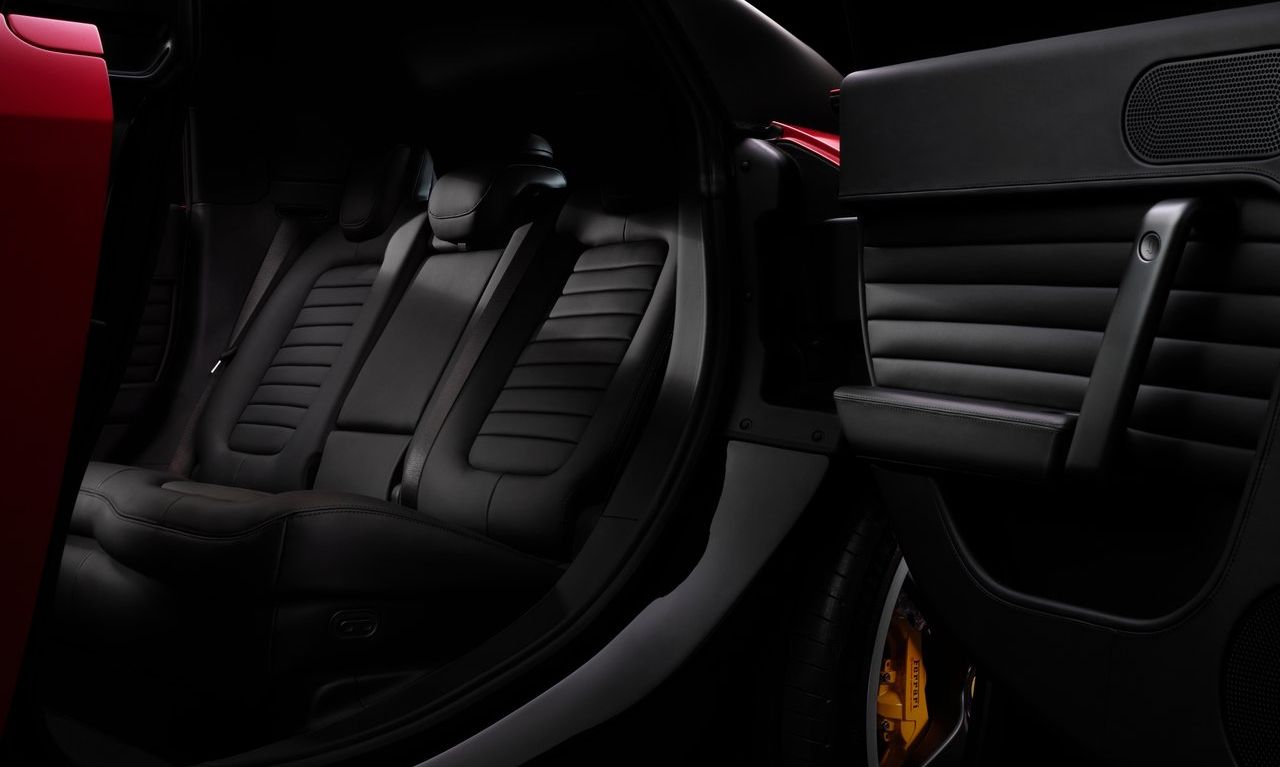 Ferrari Luce 2026