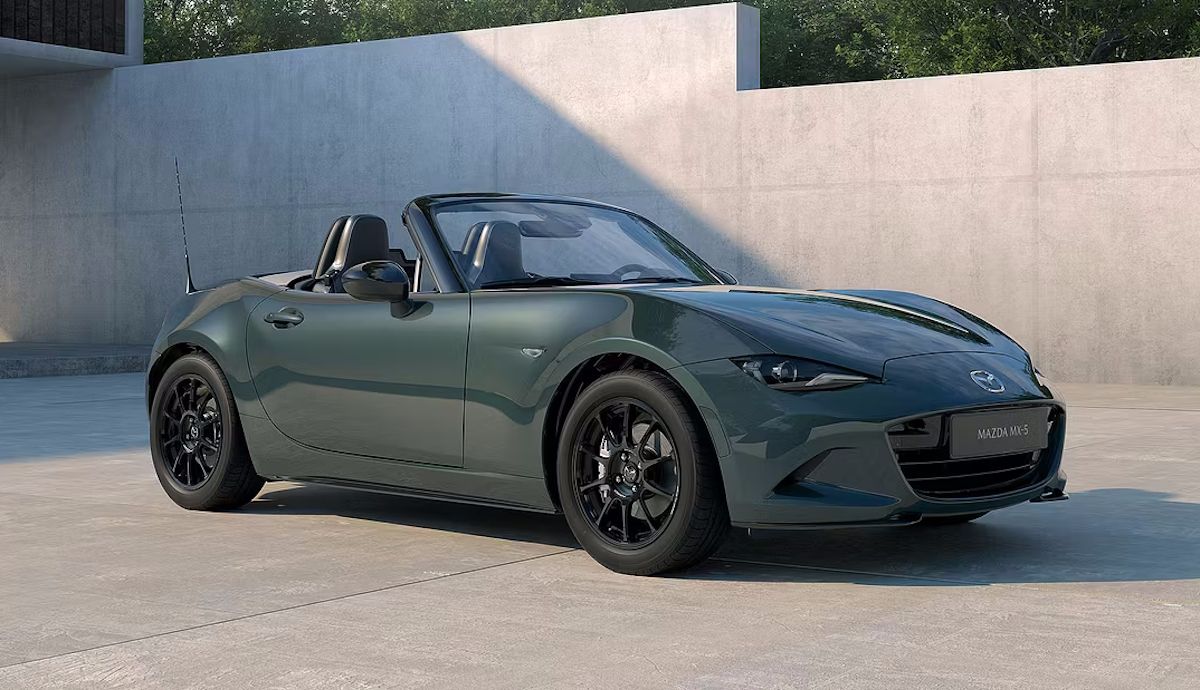 Mazda MX 5, primeros detalles y fotos del nuevo deportivo, con ajustes de precio y rendimiento