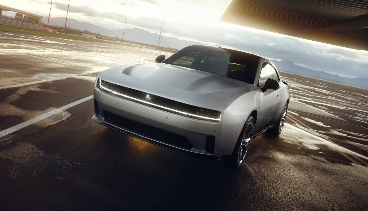 Un mito de las carreteras vuelve a Europa: el Dodge Charger regresa con dos motores antagónicos