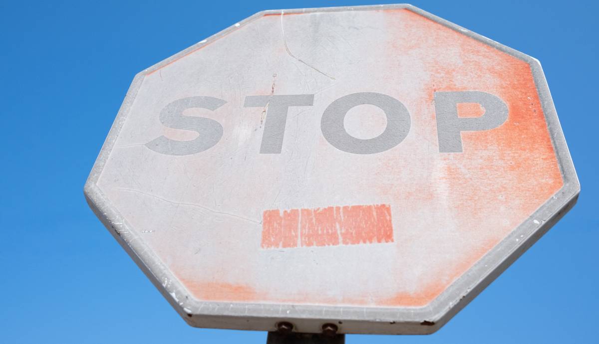 ¿Me pueden multar si no respeto una señal deteriorada? Resolvemos esta gran duda de los conductores