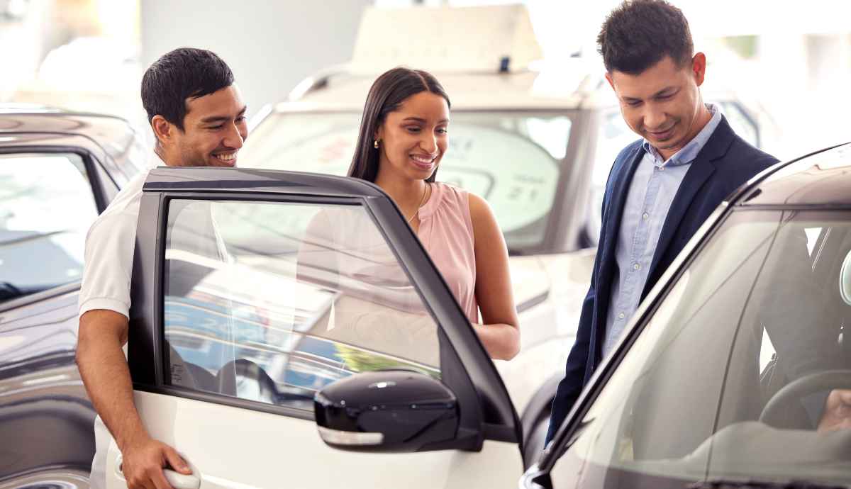¿Cómo hacer un contrato de compraventa de coche entre particulares? 