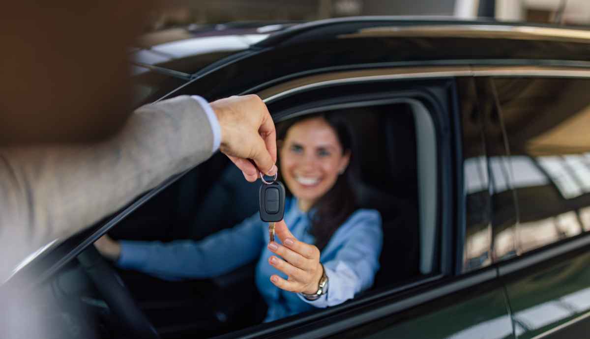 Paso a paso para hacer la transferencia de coches entre particulares